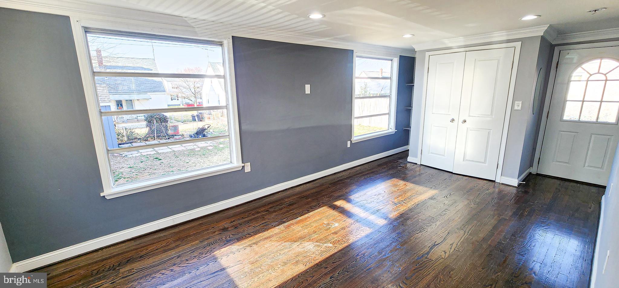 EASTERN TERRACE - Residential