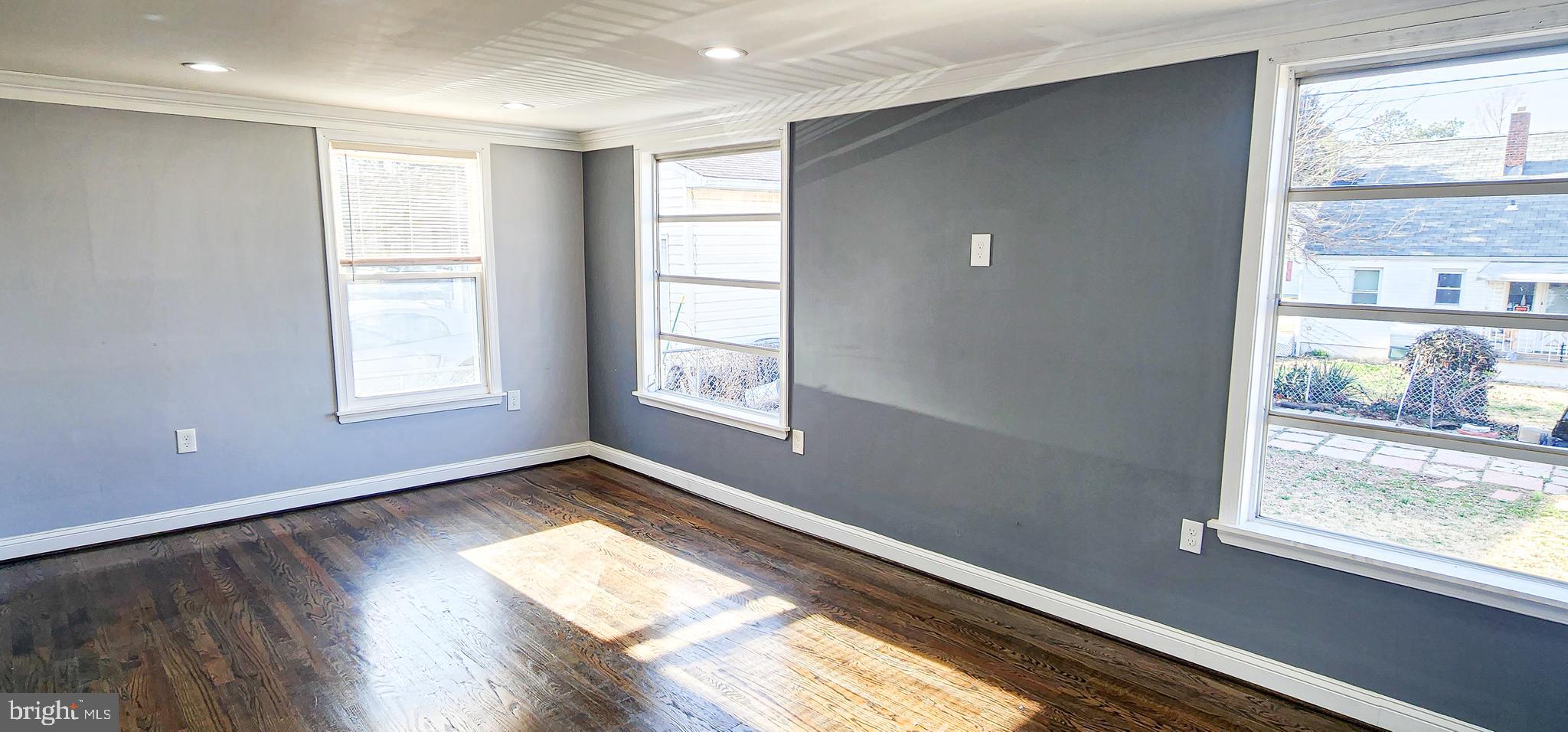 EASTERN TERRACE - Residential