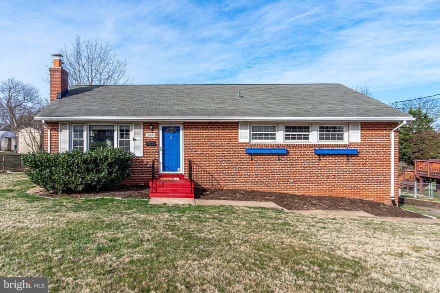 Darling all brick rambler is much larger than it appears and offers 4 bedrooms, 3 full baths and many special details throughout. The main level features an open living room with wood-burning fireplace; dining nook; professionally designed chef’s kitchen with 6-burner Blue Star range and commercial hood, Kitchen Aid appliances, granite counters and hand crafted cabinets; and a spacious family room/den addition with sliding glass doors to a screened-in porch. On this level are three bedrooms, one with a stylish, updated en-suite bathroom and a second vintage full bath in the hall. Downstairs is a large, remodeled recreation room, a third renovated full bath, and a fourth bedroom with built-in shelving and queen-size custom Murphy bed. There is also a huge unfinished walk-out area with laundry plus room for storage and workshop. Outside living spaces include a 200+SF screened-in porch with ceiling fan and stairs down to a large stamped concrete patio, raised planting beds, a storage shed and a fully fenced yard. Ideally located minutes from the neighborhood school and pool, I-495, Audrey Moore Rec Center, and Lake Accotink, and falls in the Lake Braddock Pyramid boundary.
See the virtual tour for more photos and detailed information about the house.