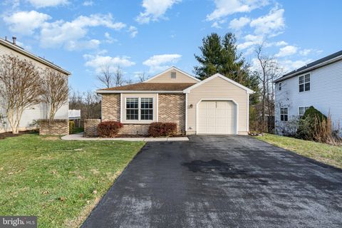 6257 S HIGHLANDS CIRCLE HARRISBURG PA 17111