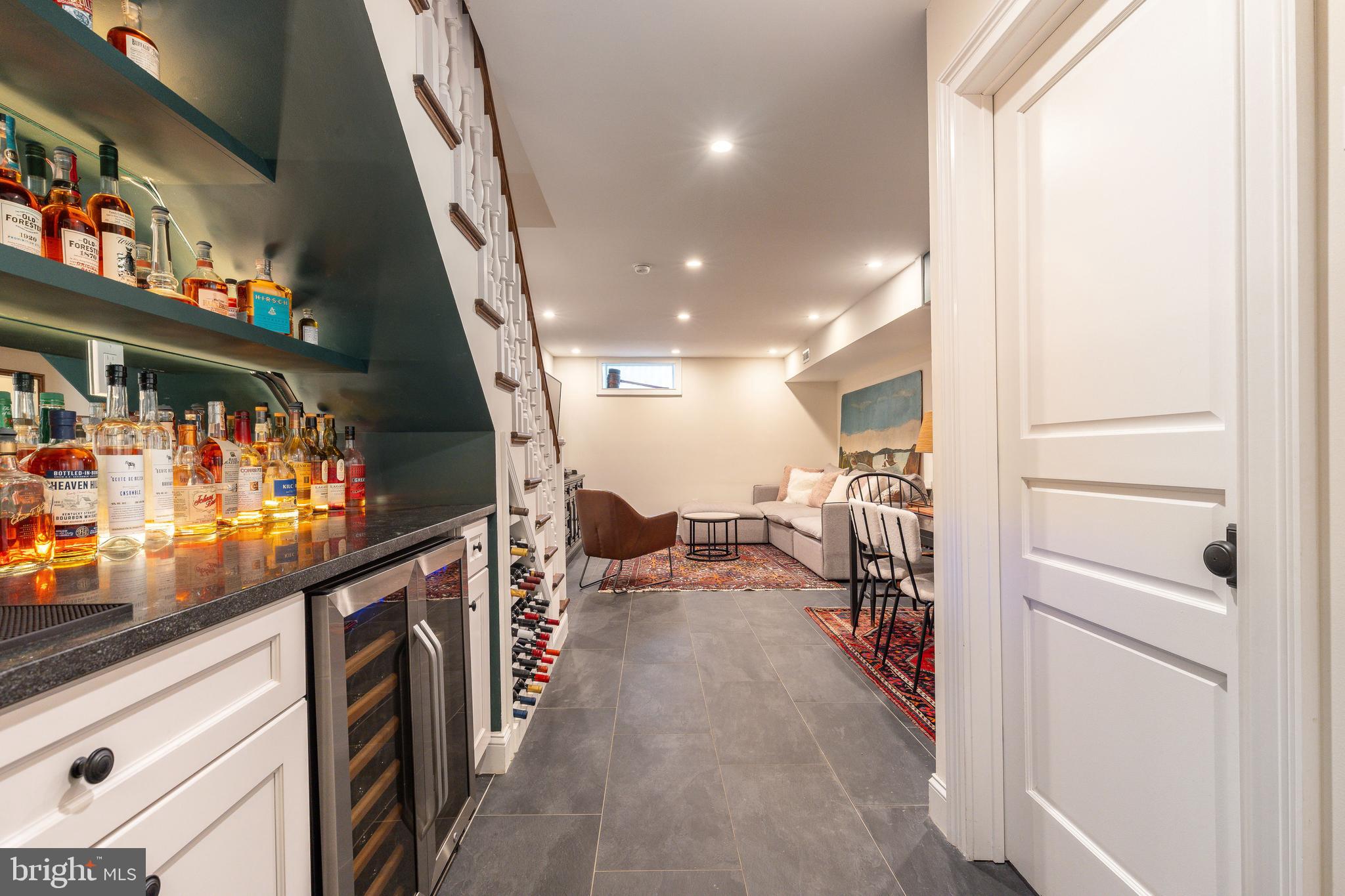 GRADUATE HOSPITAL - Residential