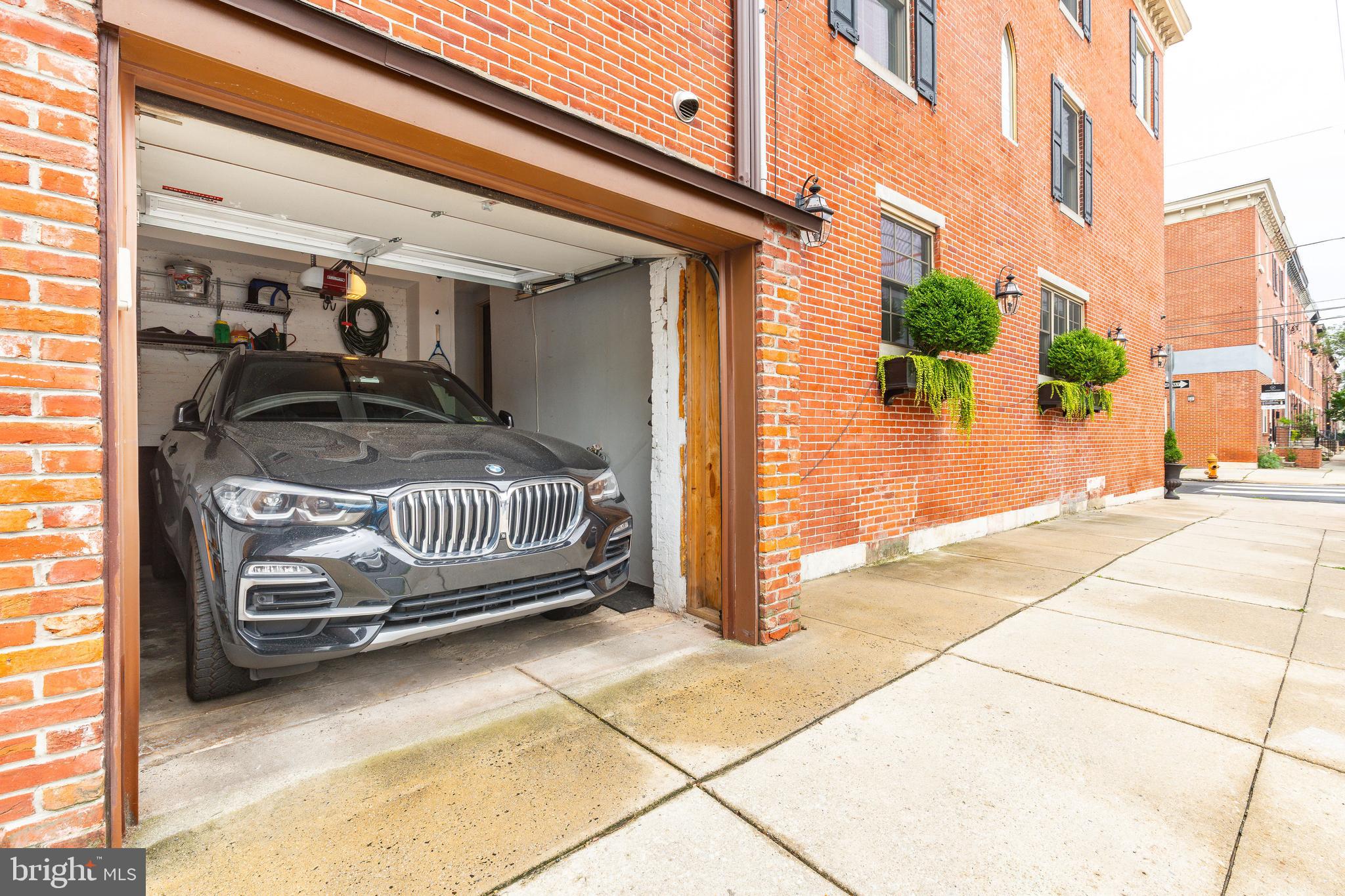 GRADUATE HOSPITAL - Residential