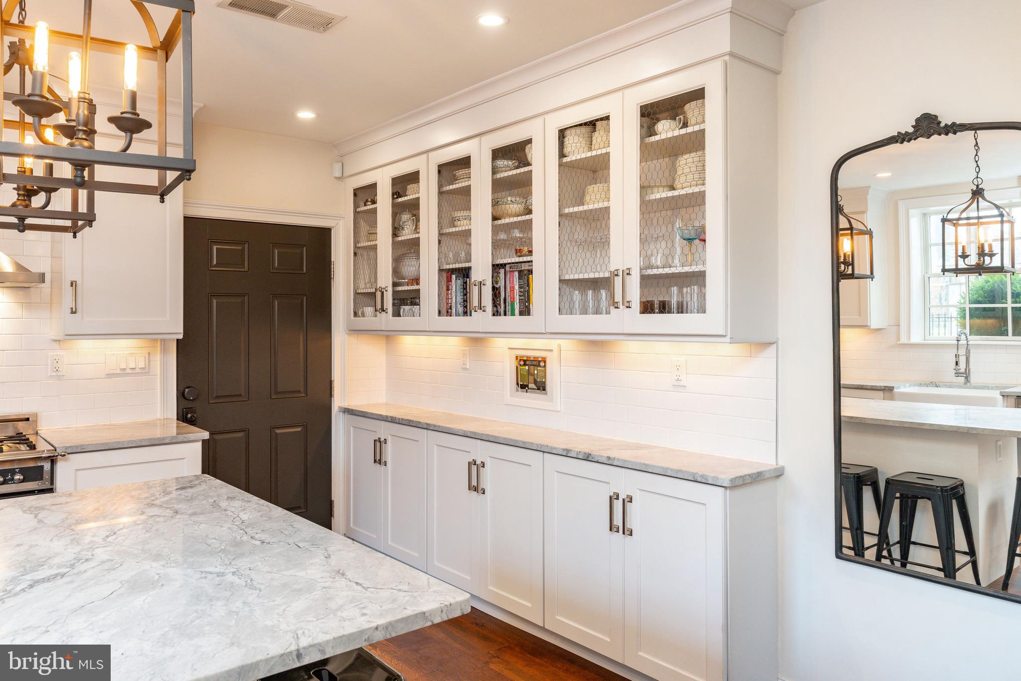 GRADUATE HOSPITAL - Residential