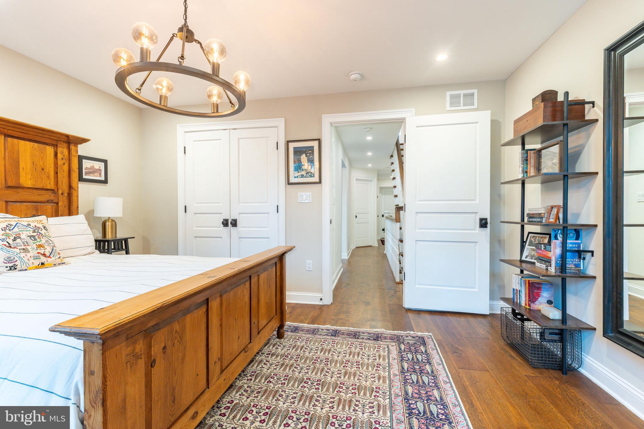 GRADUATE HOSPITAL - Residential