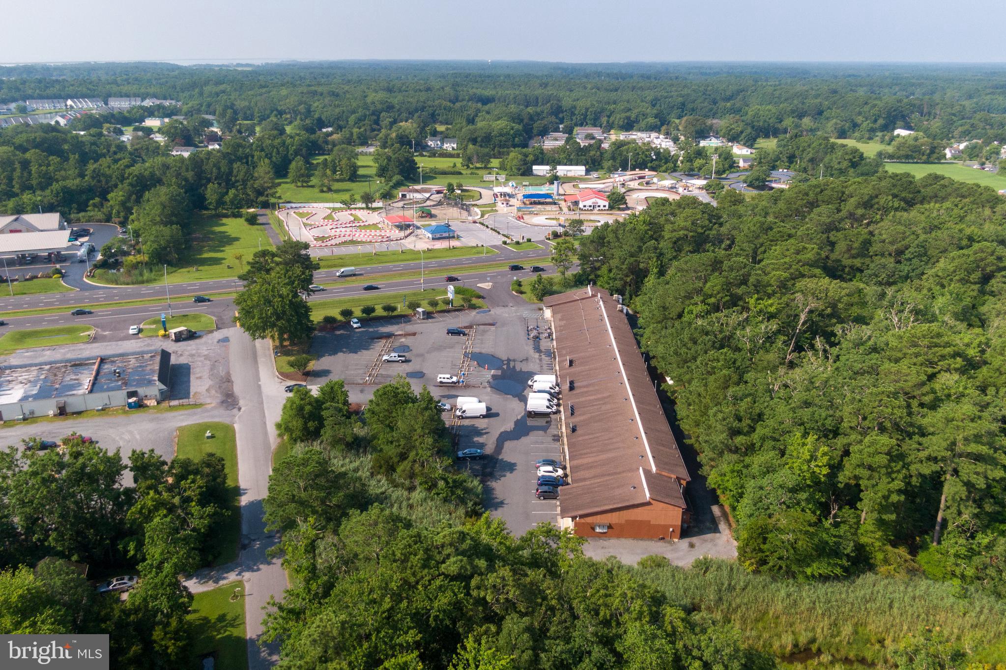 MARLIN PARK - Commercial Sale