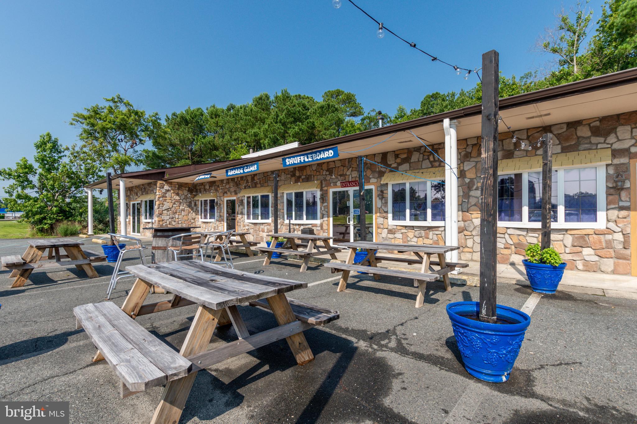 MARLIN PARK - Commercial Sale