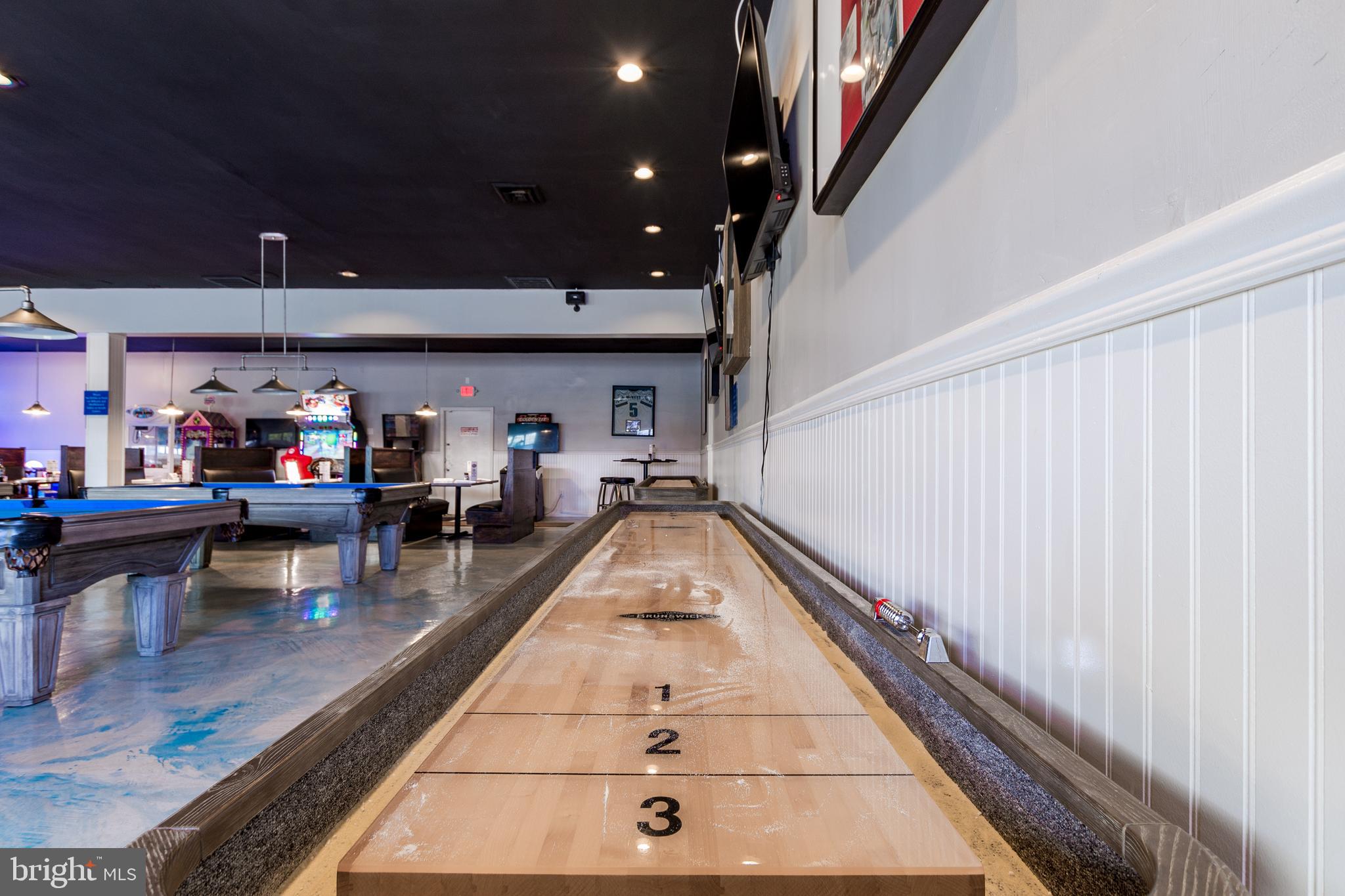 MARLIN PARK - Commercial Sale