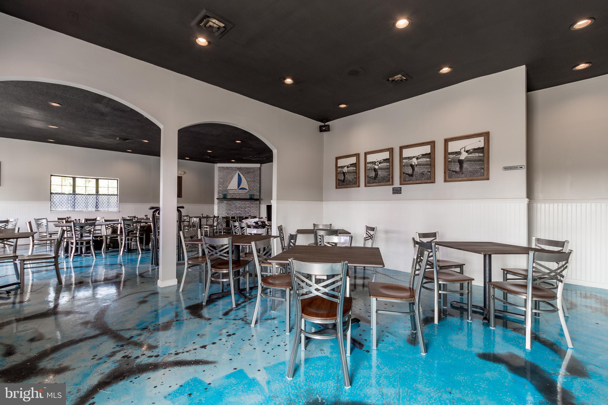 MARLIN PARK - Commercial Sale