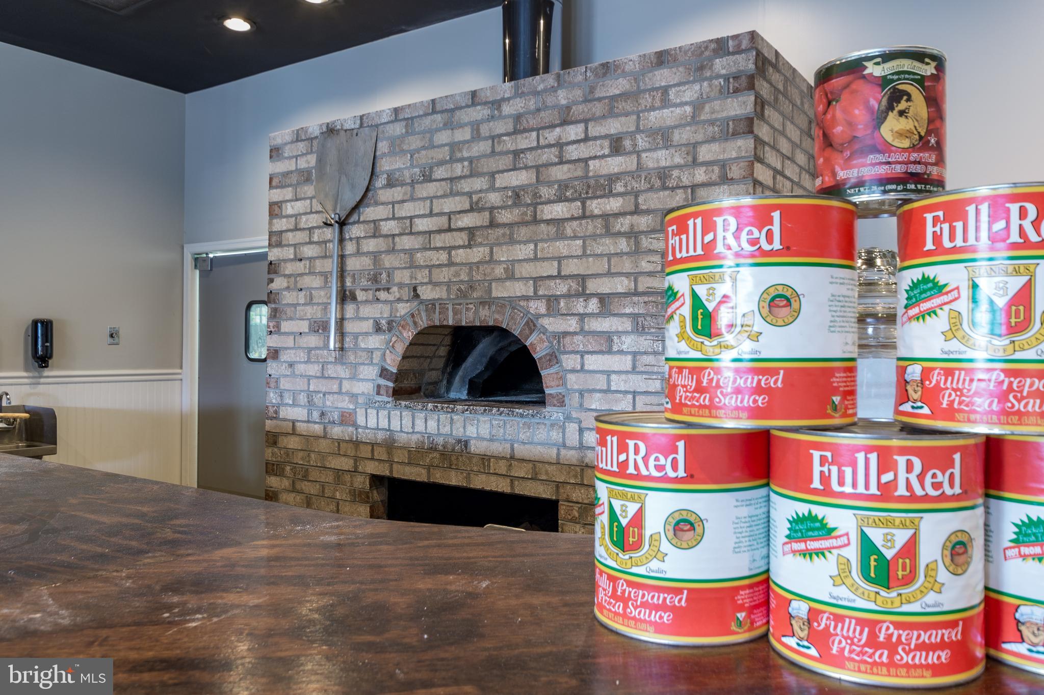 MARLIN PARK - Commercial Sale