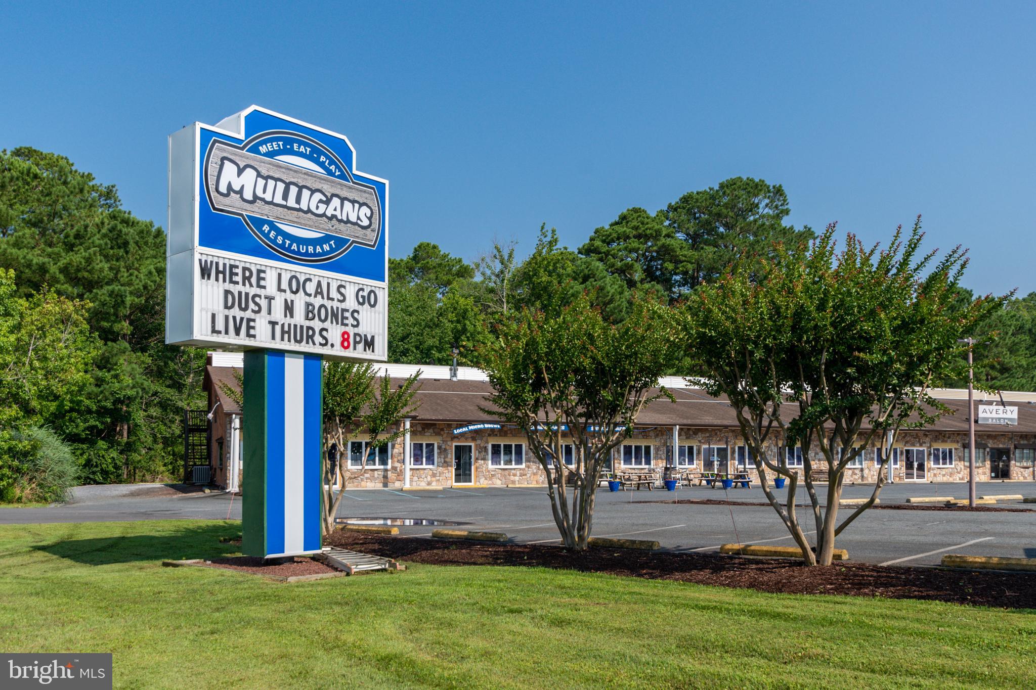 MARLIN PARK - Commercial Sale