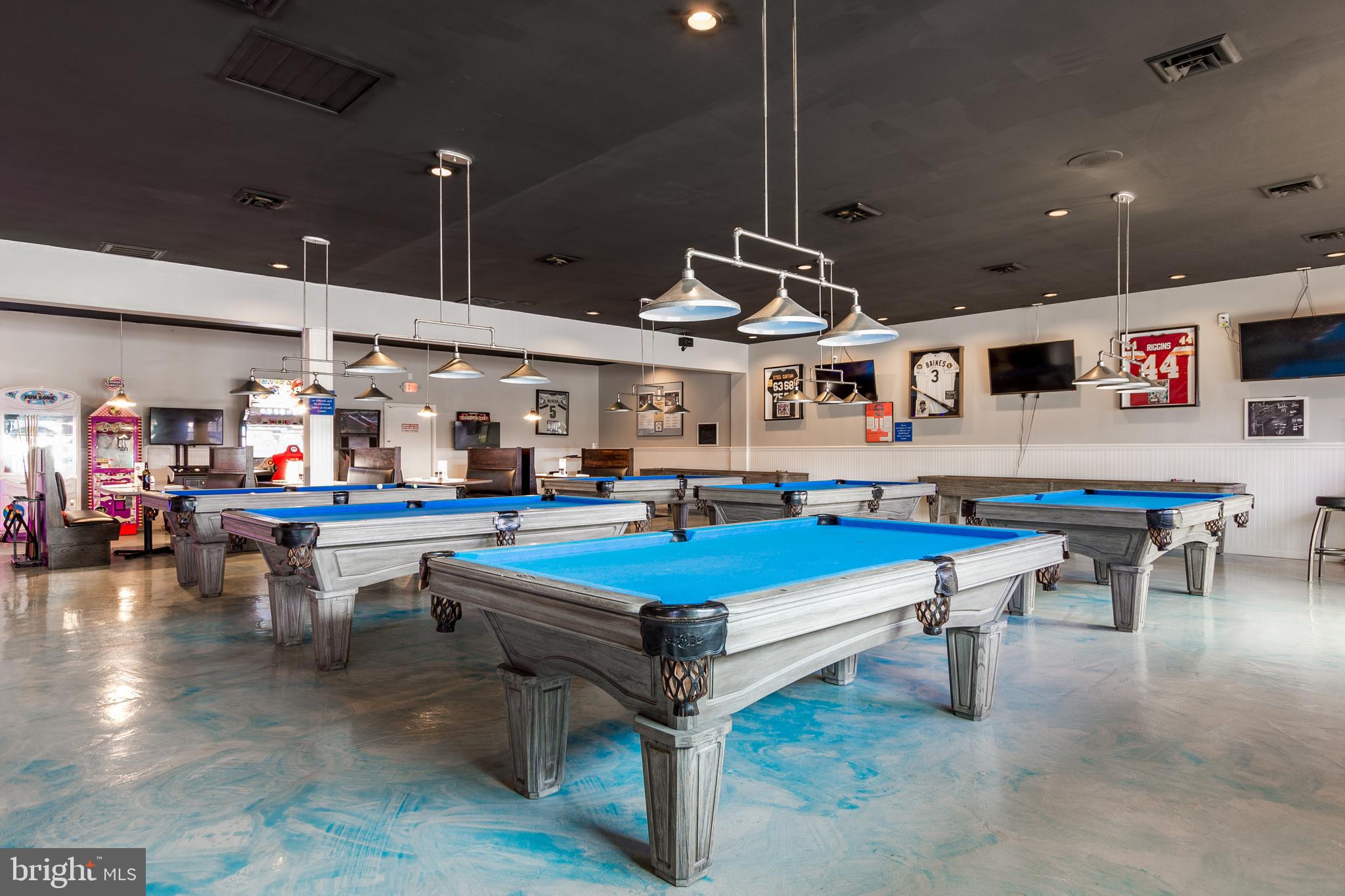 MARLIN PARK - Commercial Sale