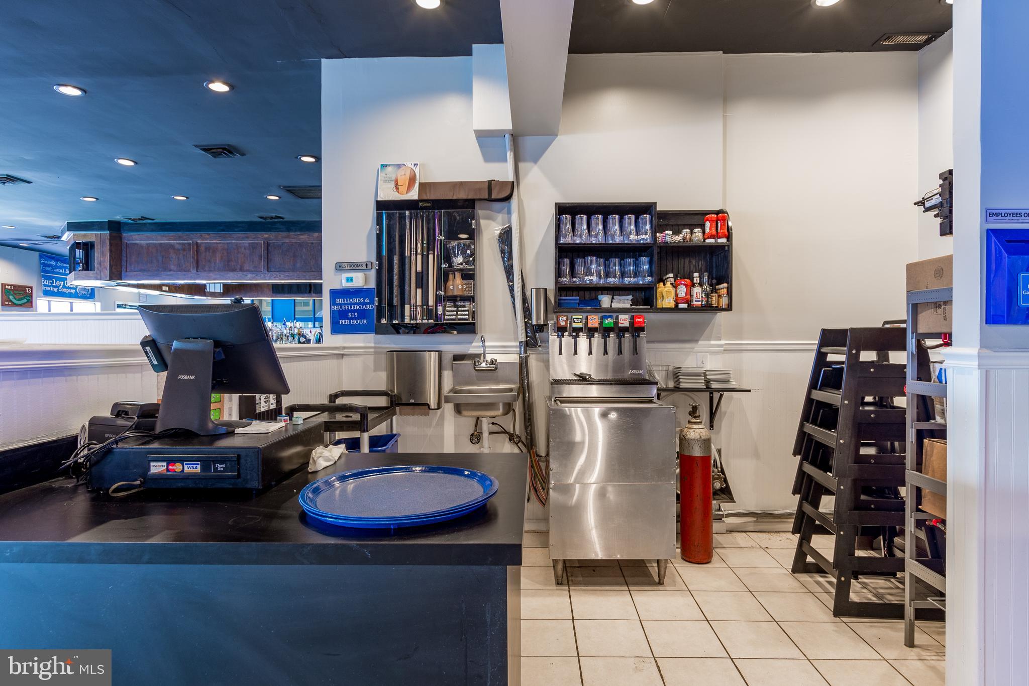 MARLIN PARK - Commercial Sale