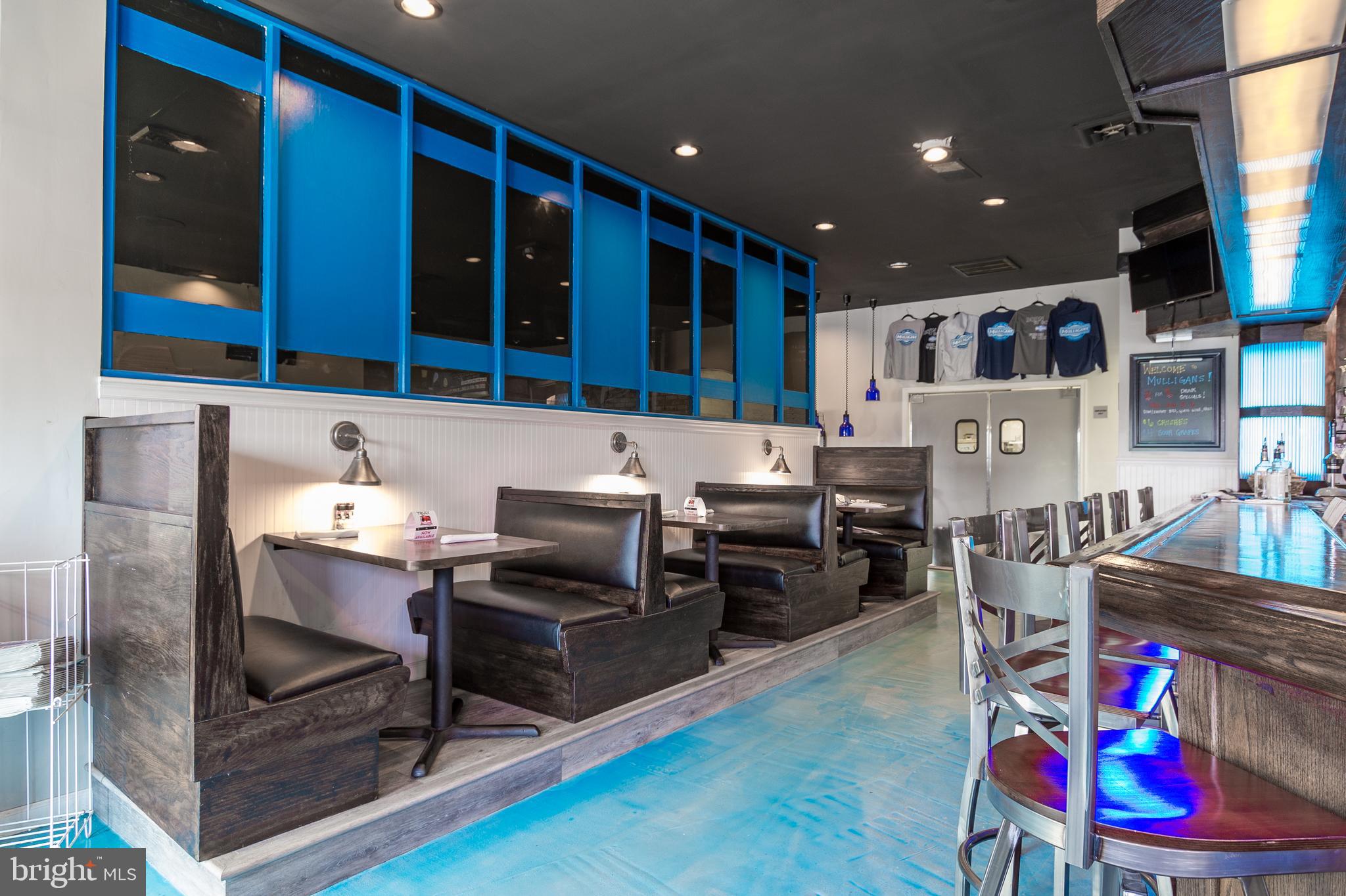 MARLIN PARK - Commercial Sale