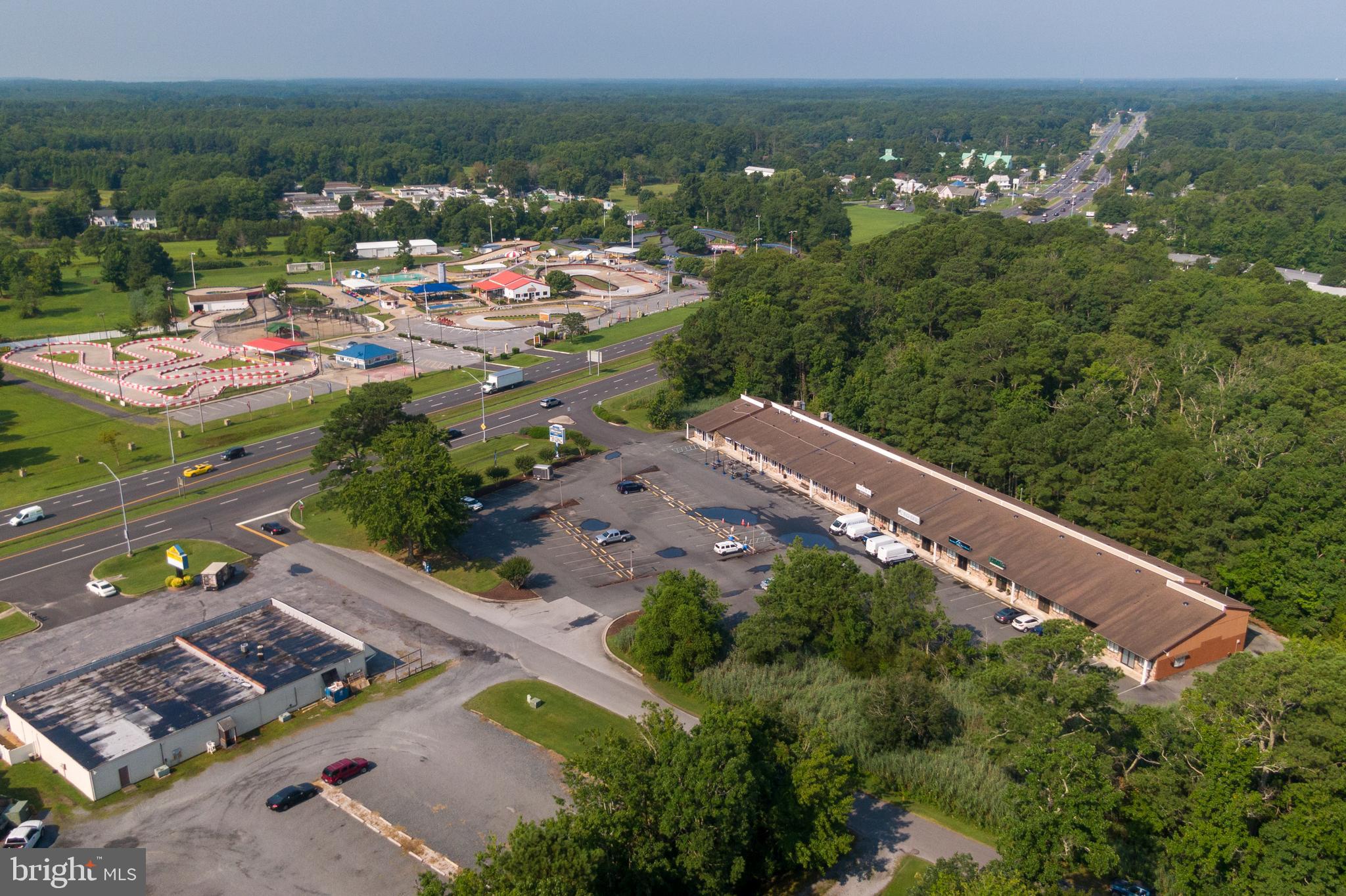 MARLIN PARK - Commercial Sale