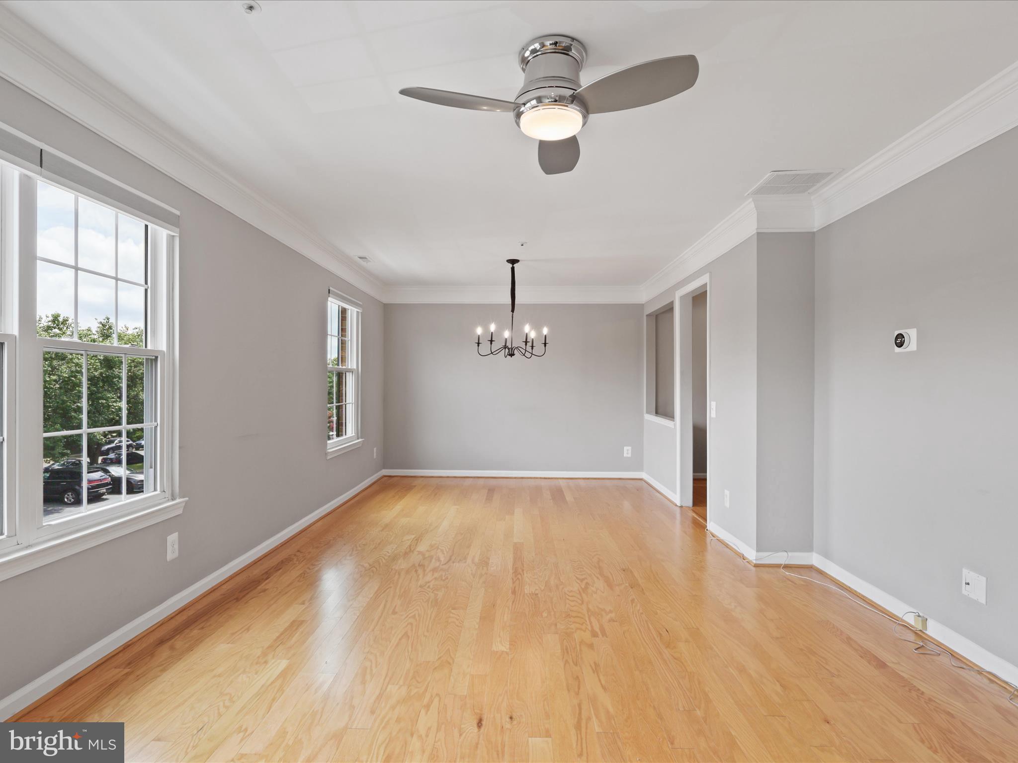 2812 EMMA LEE STREET 303
