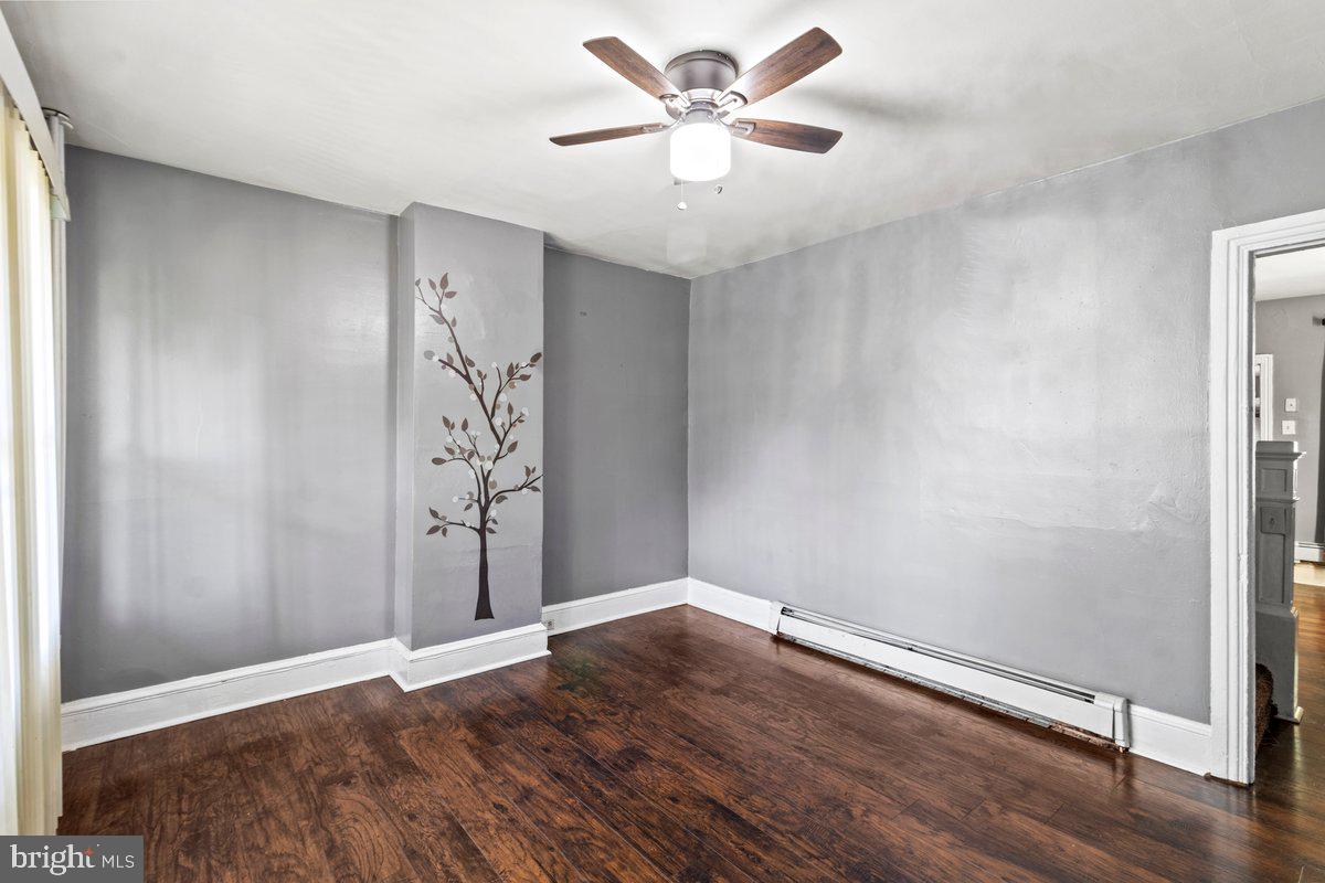 636 ELIZABETH STREET