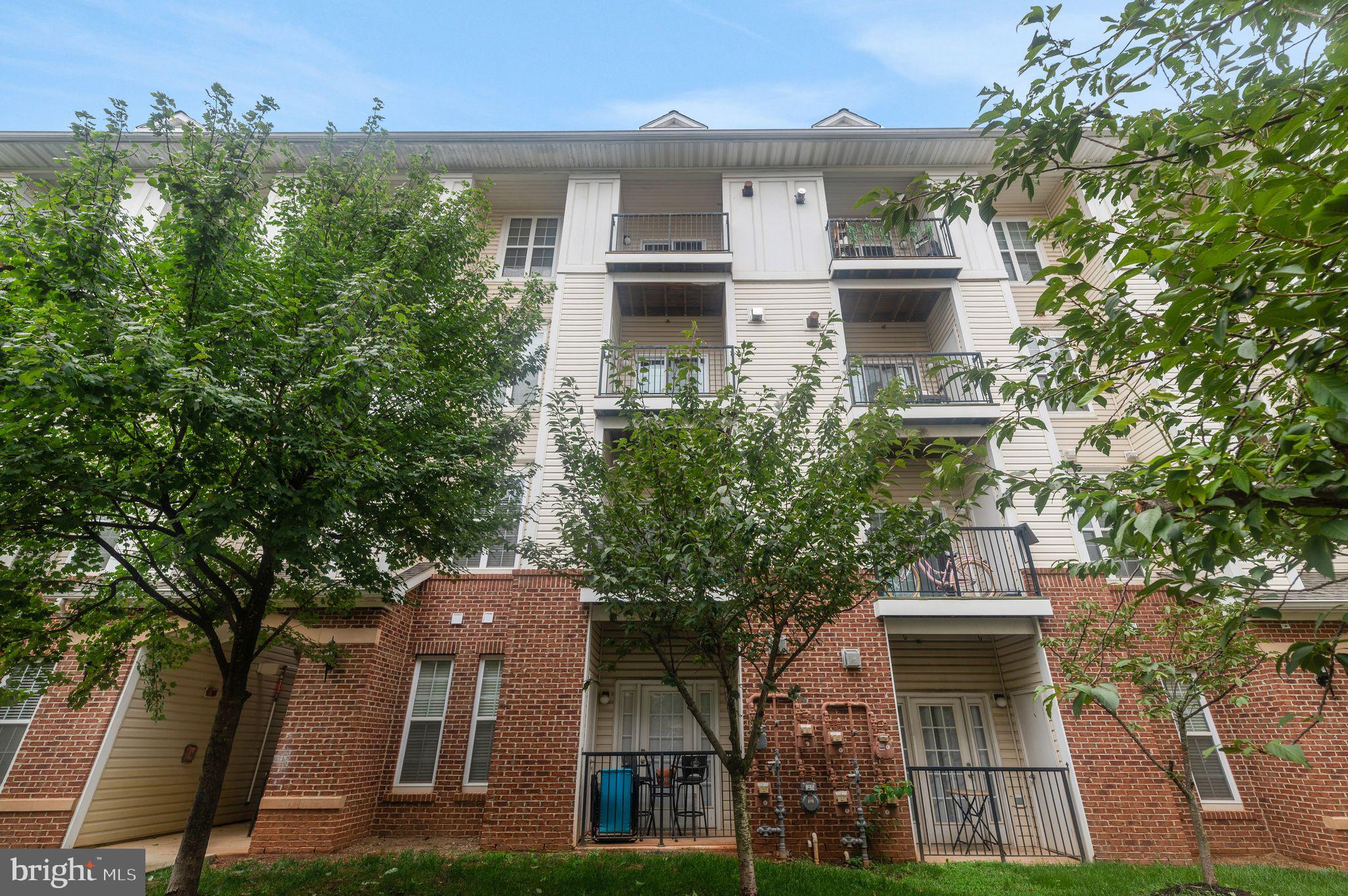 21216 MCFADDEN SQUARE 406