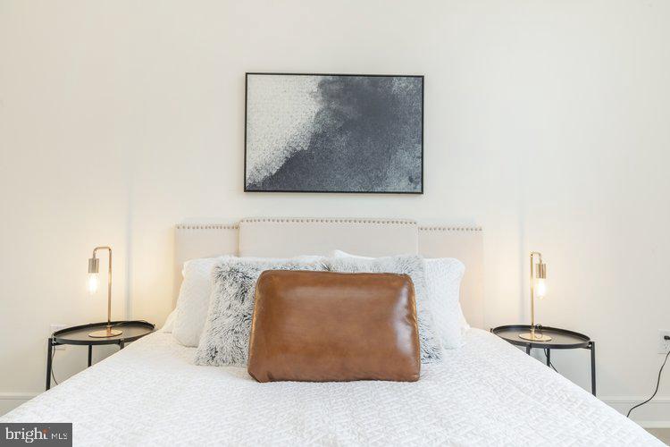 MANAYUNK - Residential Lease