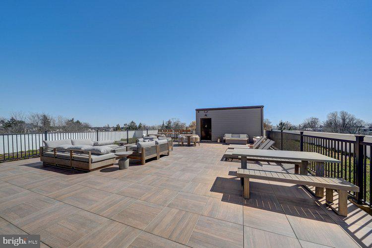 MANAYUNK - Residential Lease