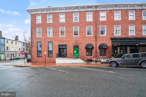 Condo For Rent - 202 Hanover Street #3D<br/> FREDERICKSBURG, VA 22401