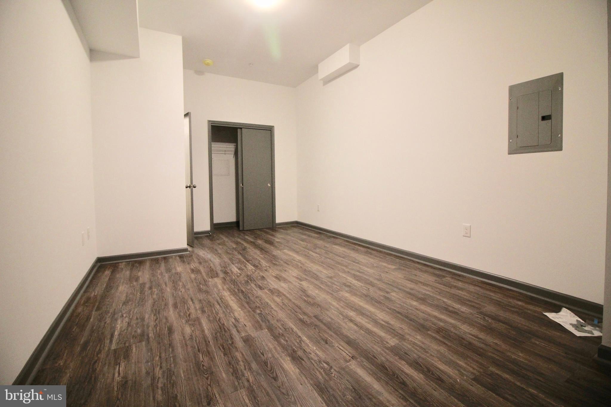 TEMPLE UNIVERSITY - Residential Lease