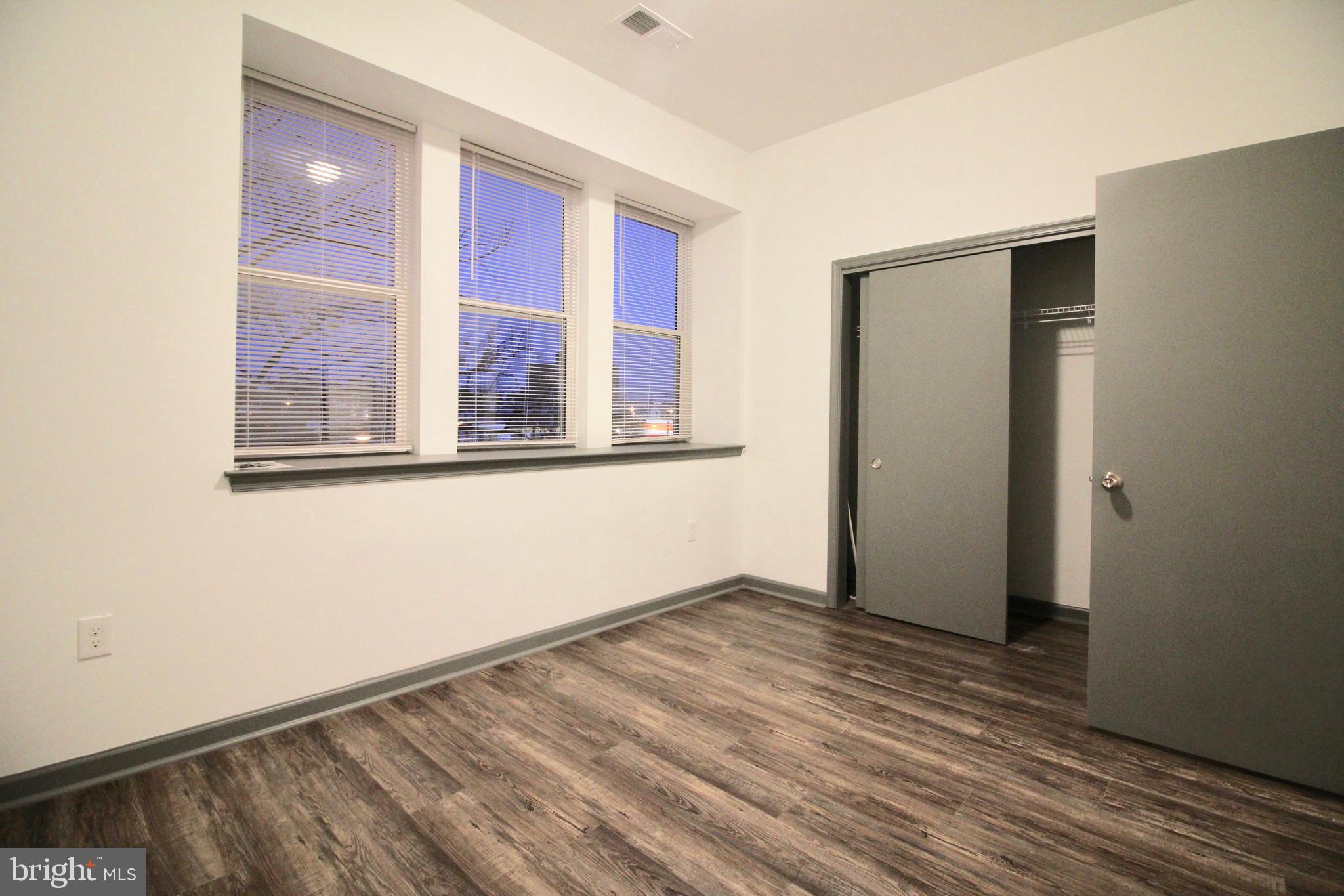TEMPLE UNIVERSITY - Residential Lease