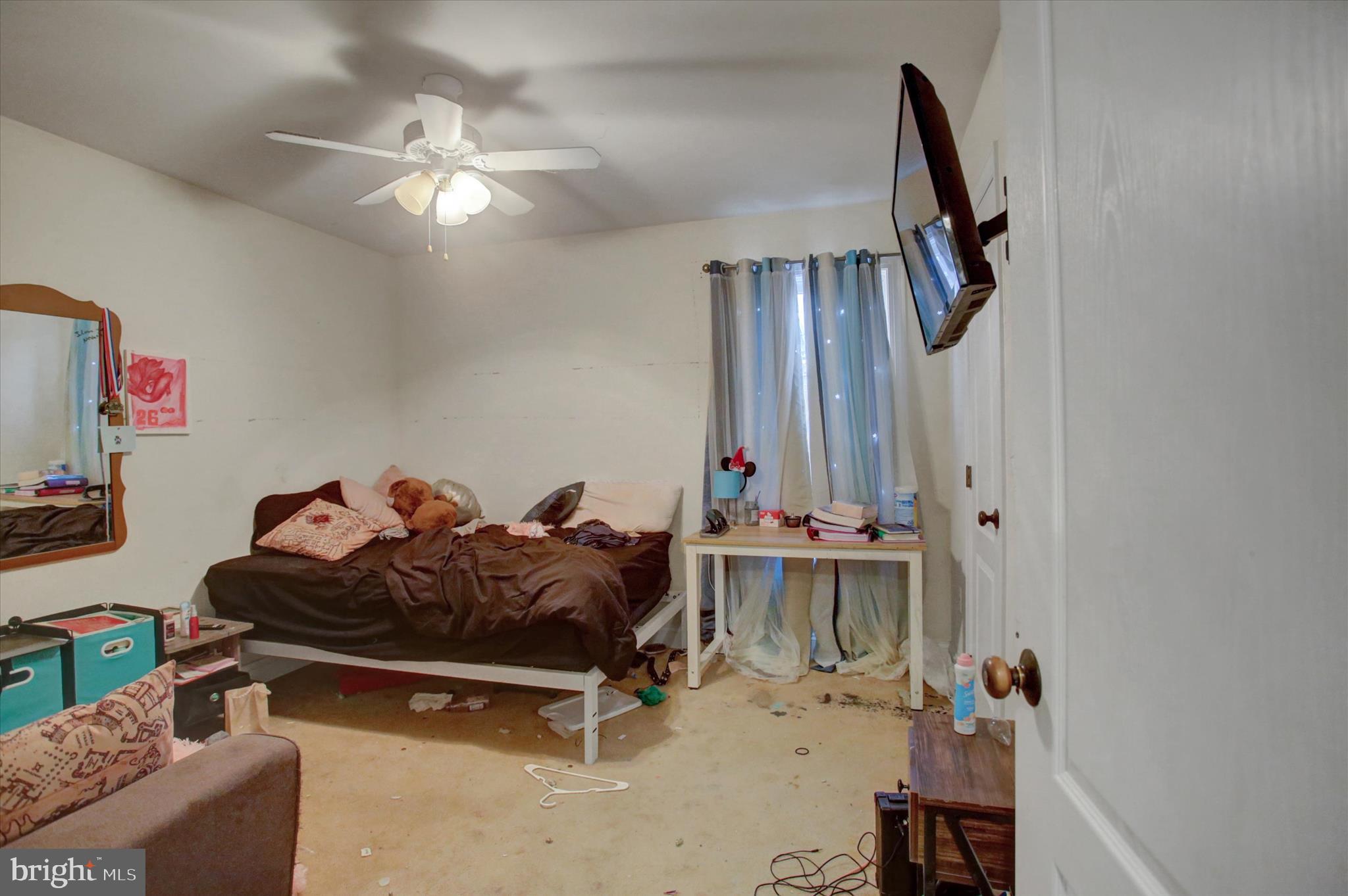 NORTH NEWTON HILLS - Residential