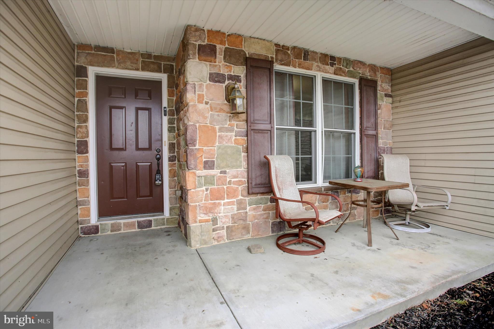 NORTH NEWTON HILLS - Residential