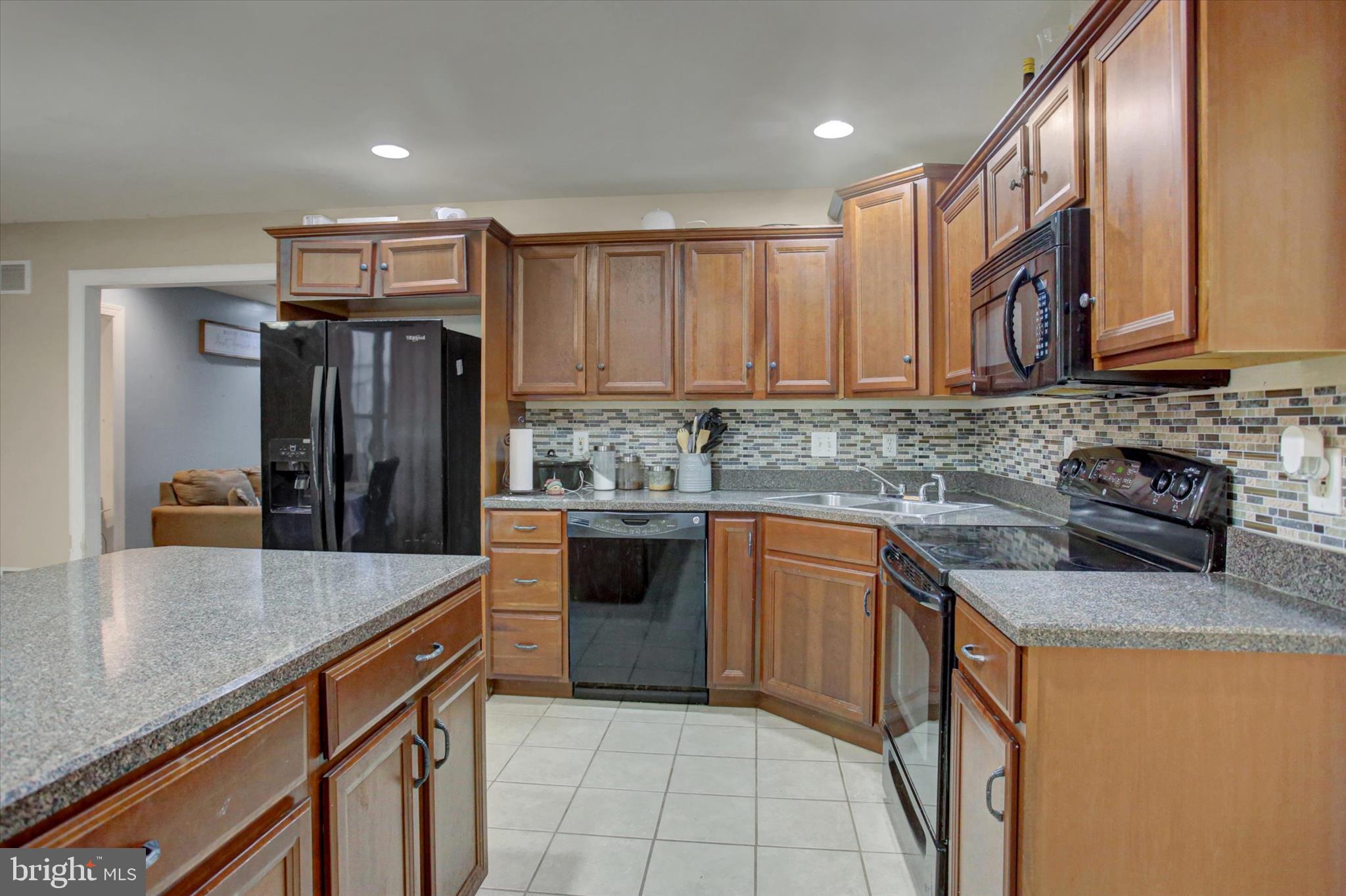 NORTH NEWTON HILLS - Residential