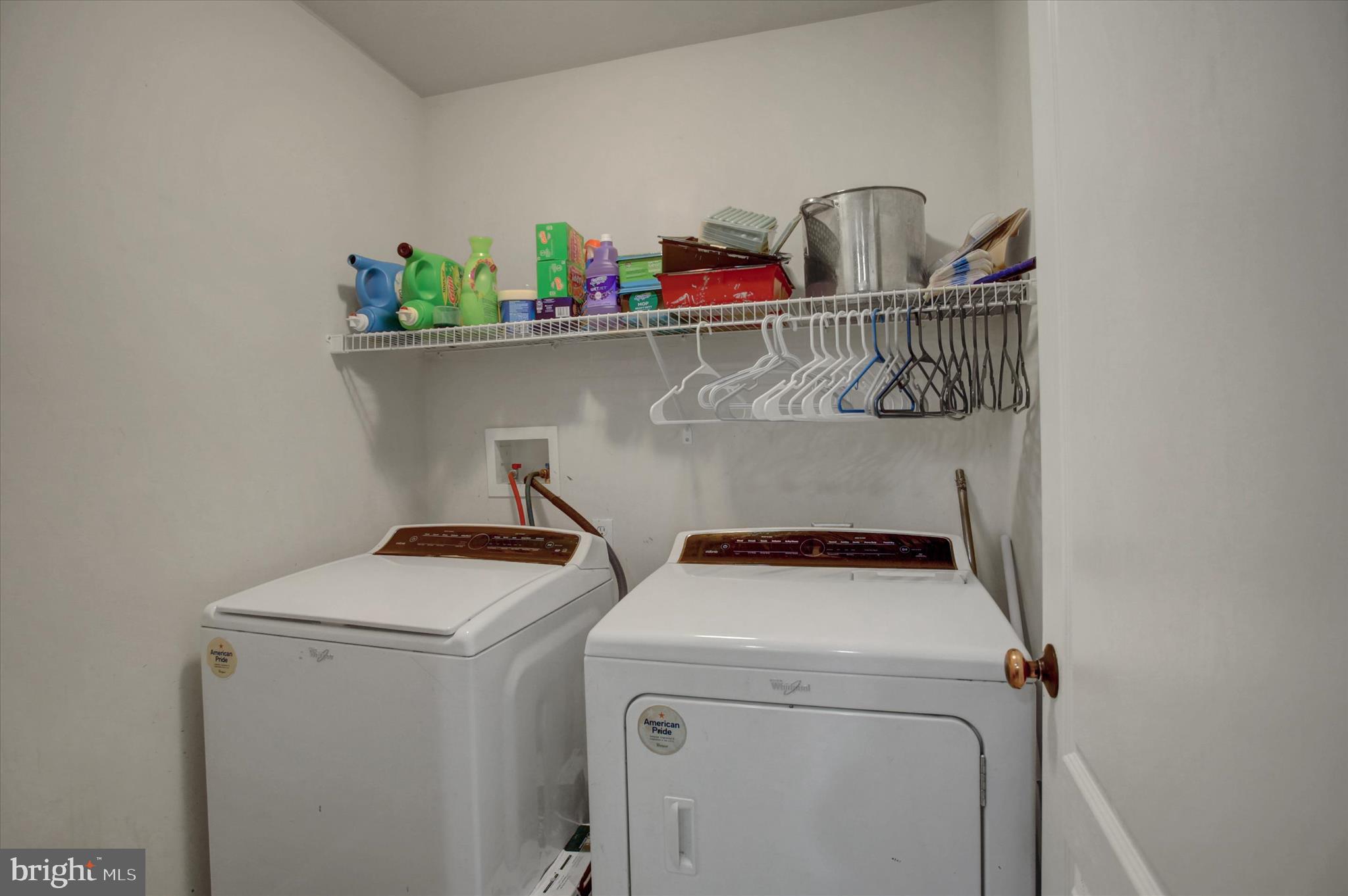 NORTH NEWTON HILLS - Residential