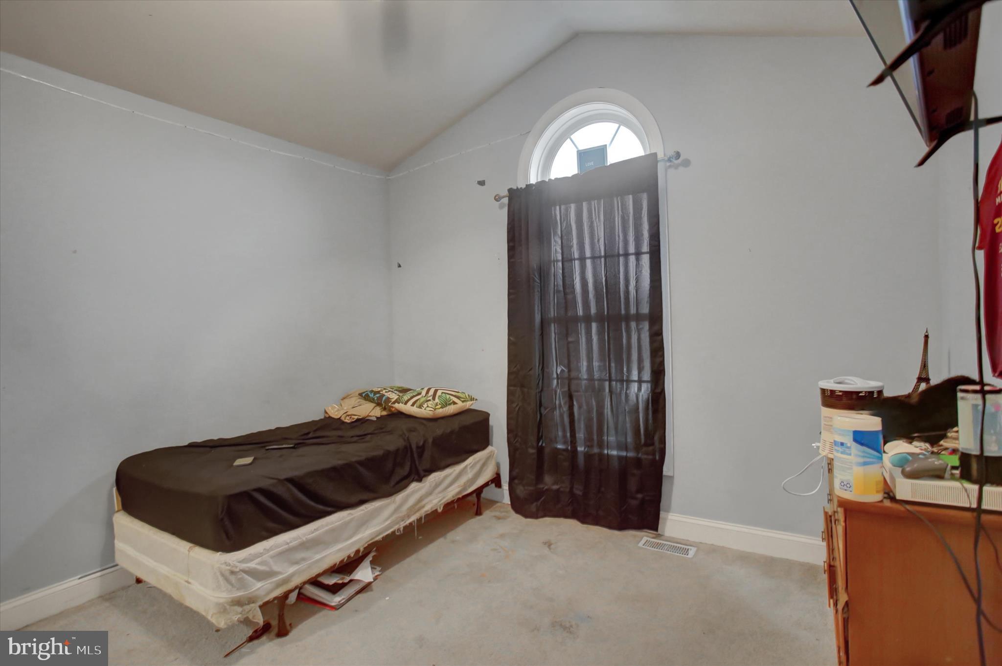 NORTH NEWTON HILLS - Residential