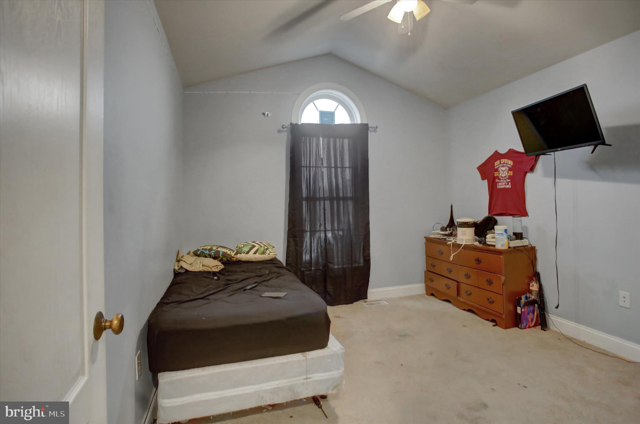 NORTH NEWTON HILLS - Residential