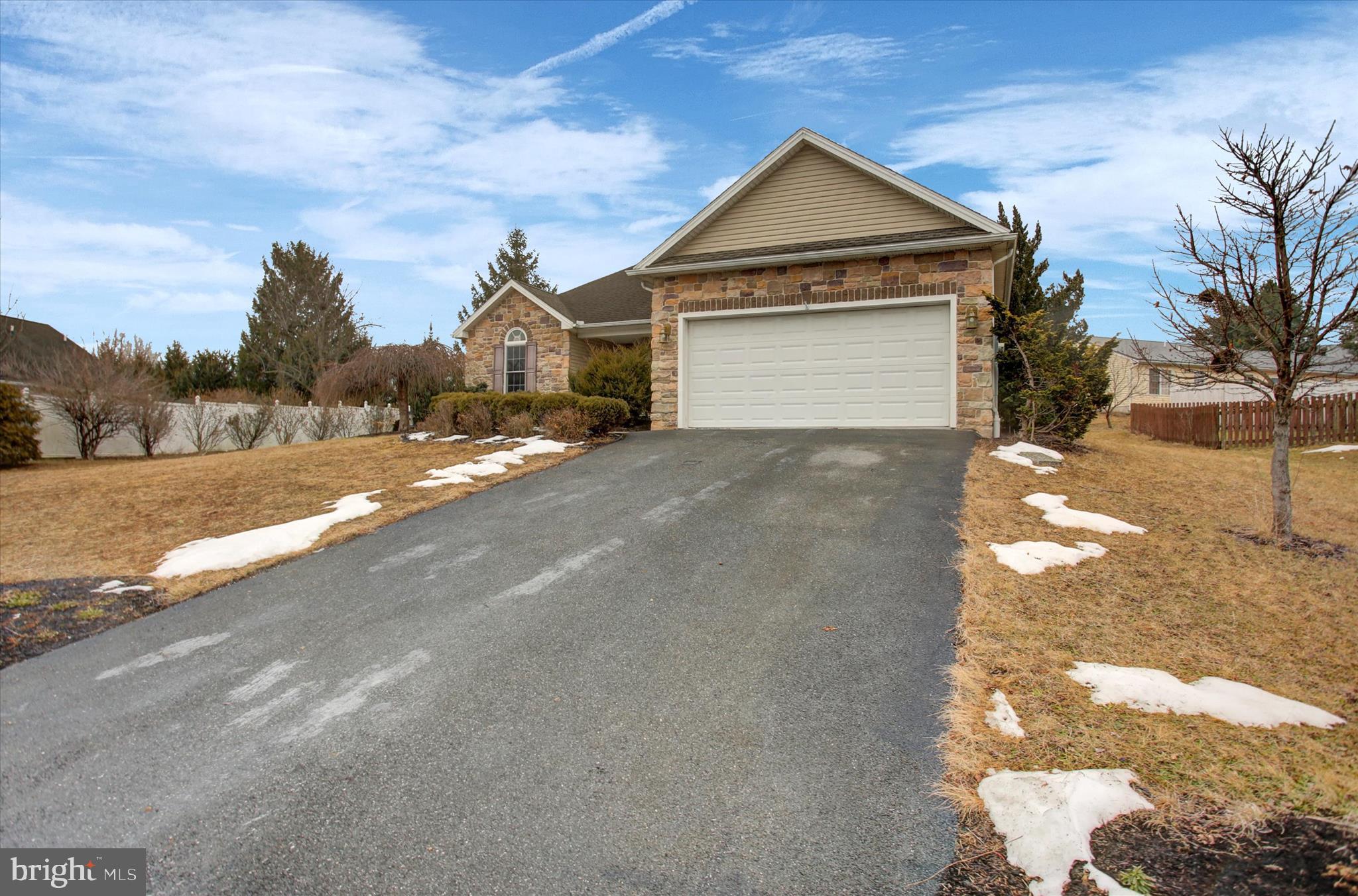 NORTH NEWTON HILLS - Residential