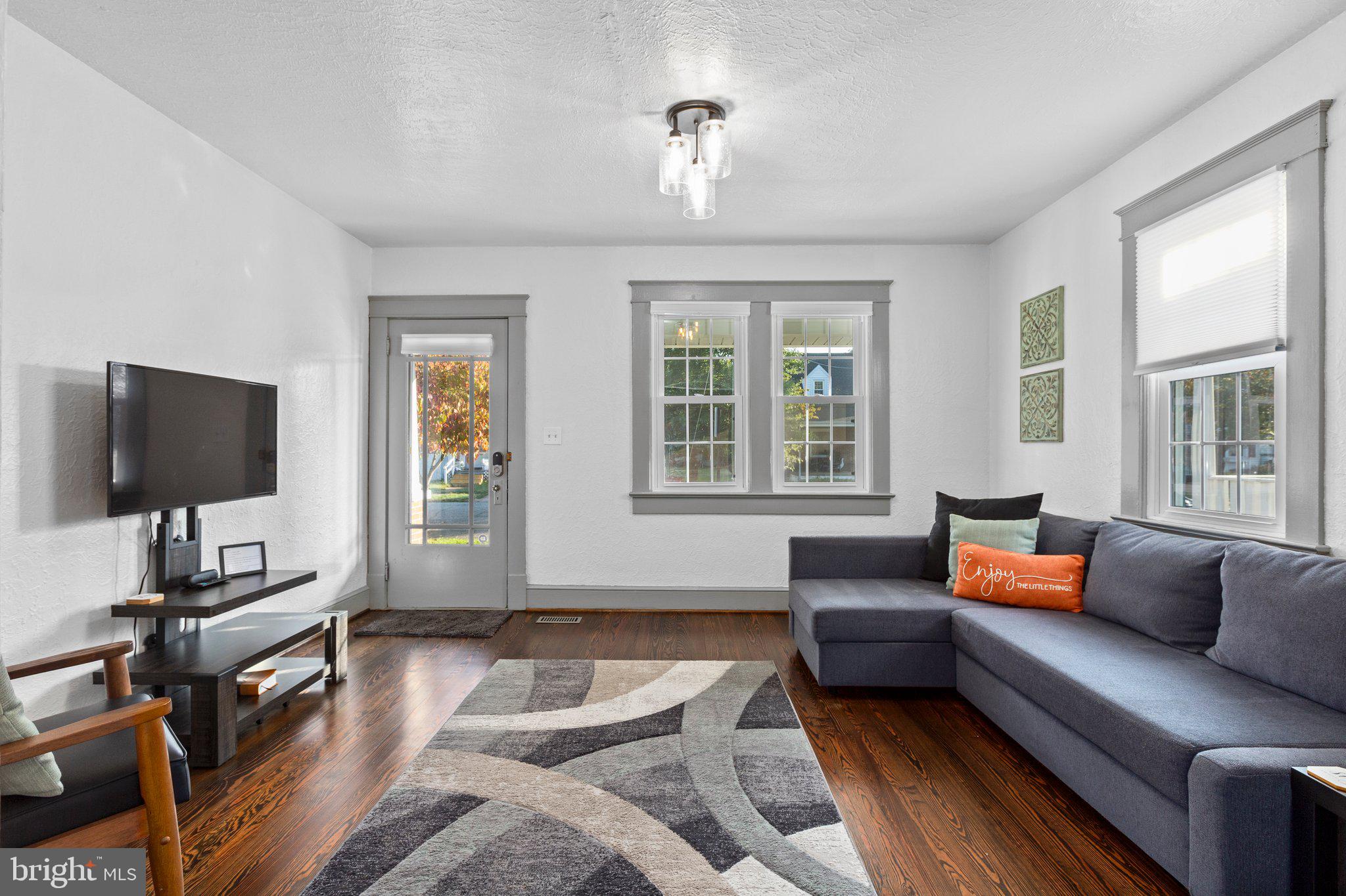 DOWNTOWN FREDERICKSBURG - Residential Lease