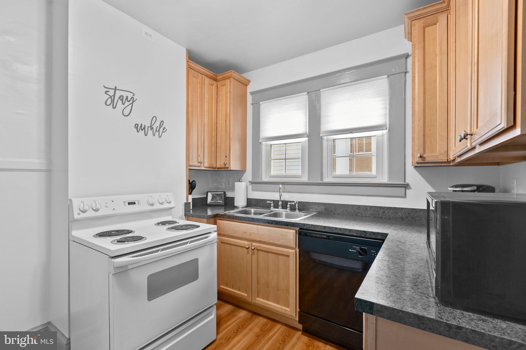 DOWNTOWN FREDERICKSBURG - Residential Lease