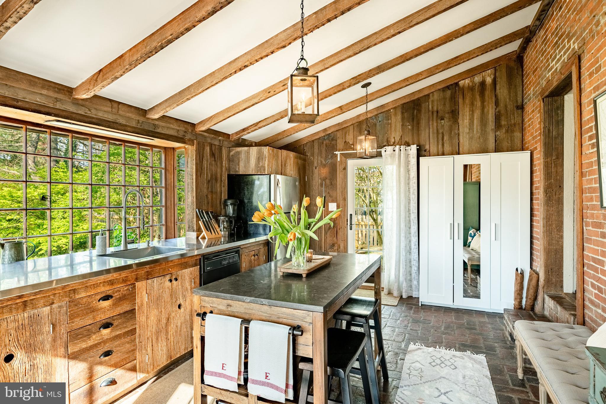 UNIONVILLE - Residential