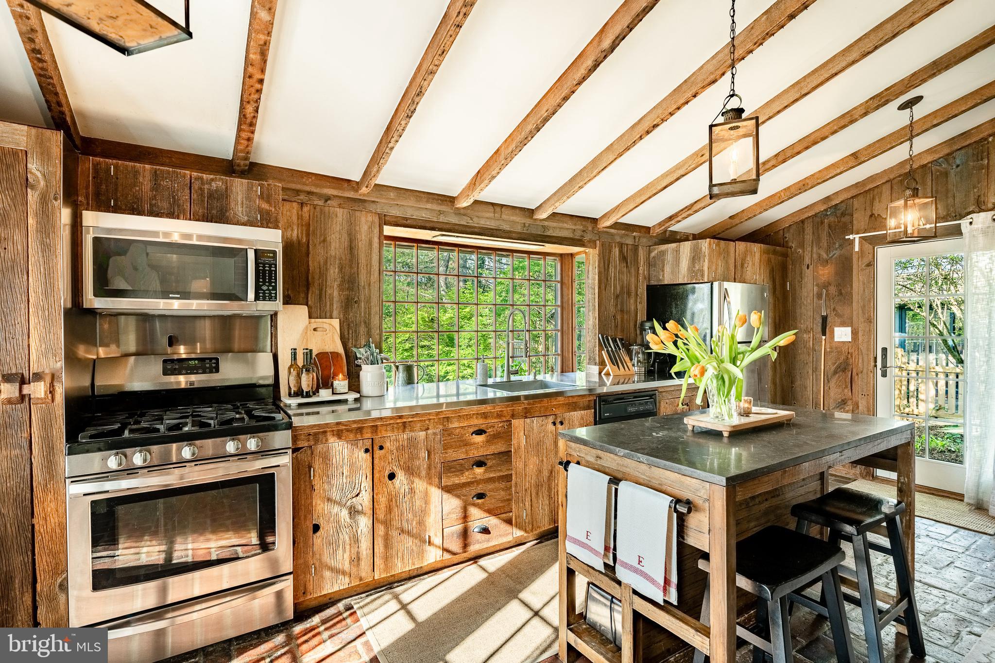 UNIONVILLE - Residential