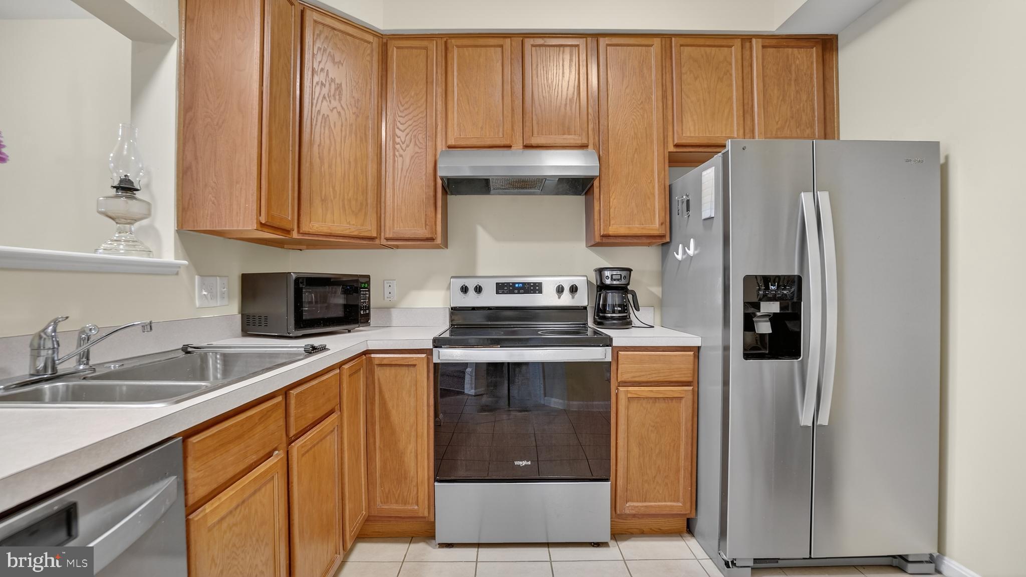 SEVEN OAKS - Residential