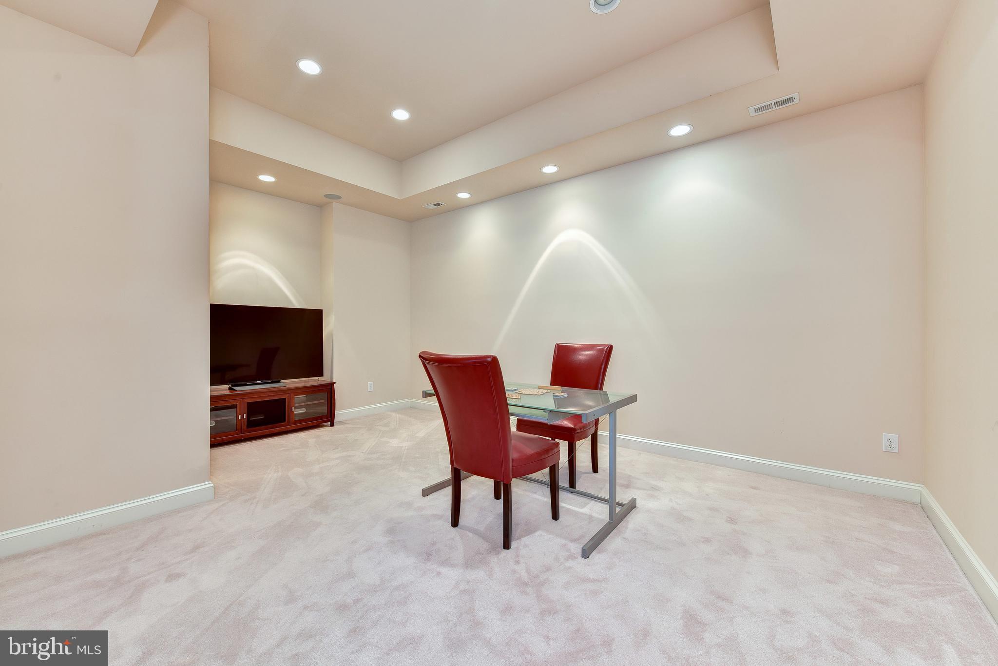 GEORGETOWN PLACE - Residential