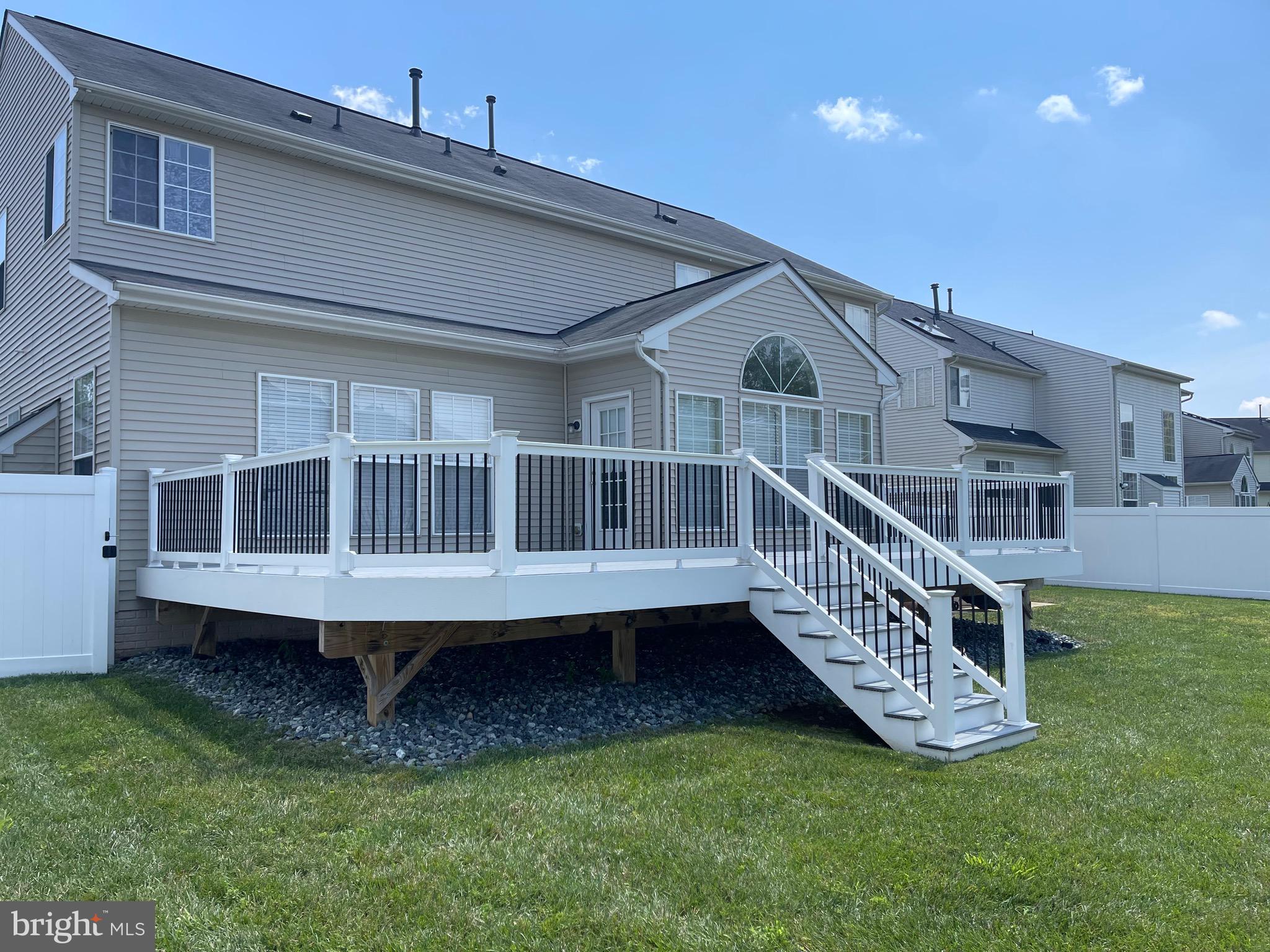 HERITAGE GLEN-PLAT FIVE> - Residential Lease