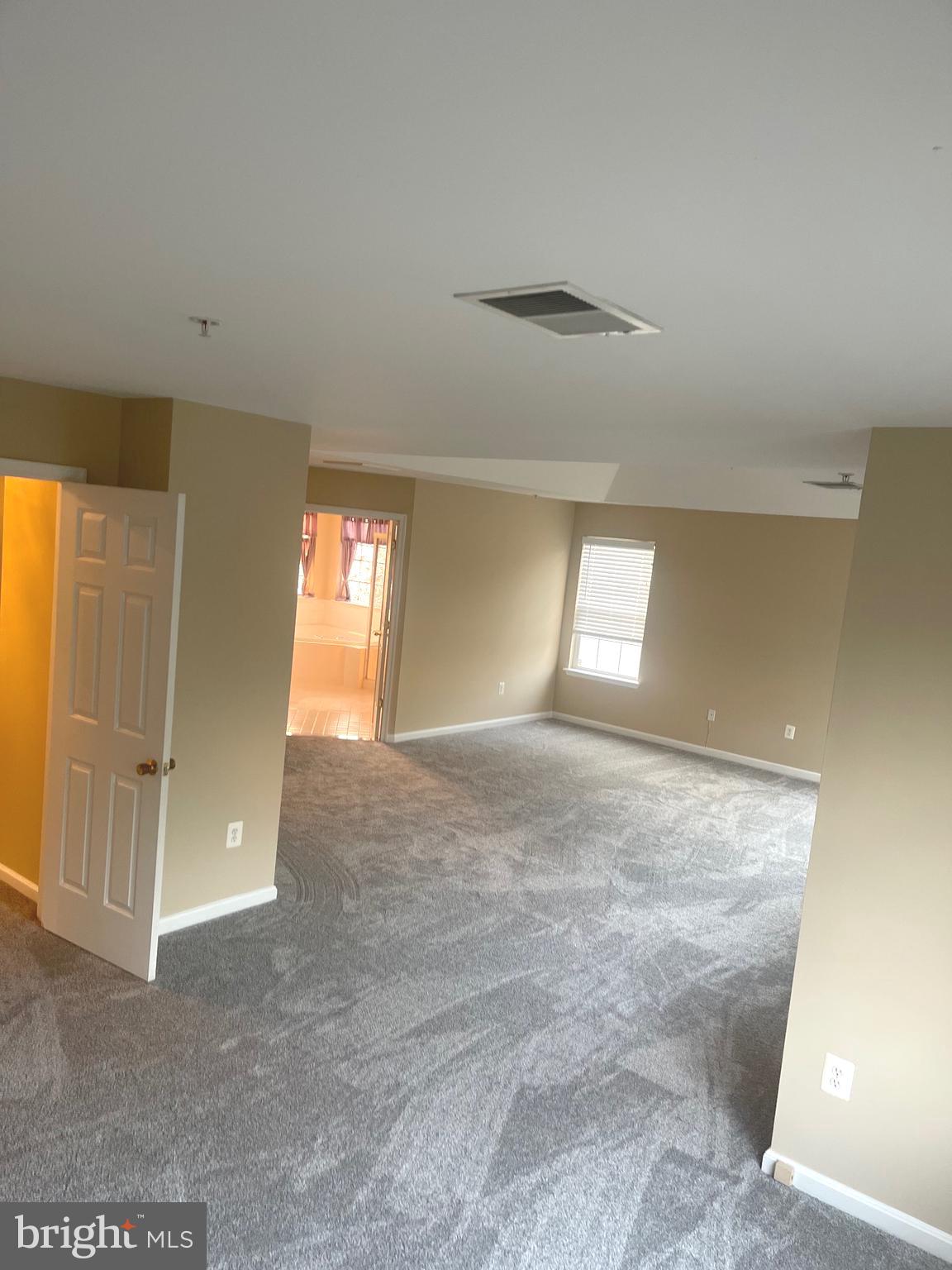 HERITAGE GLEN-PLAT FIVE> - Residential Lease