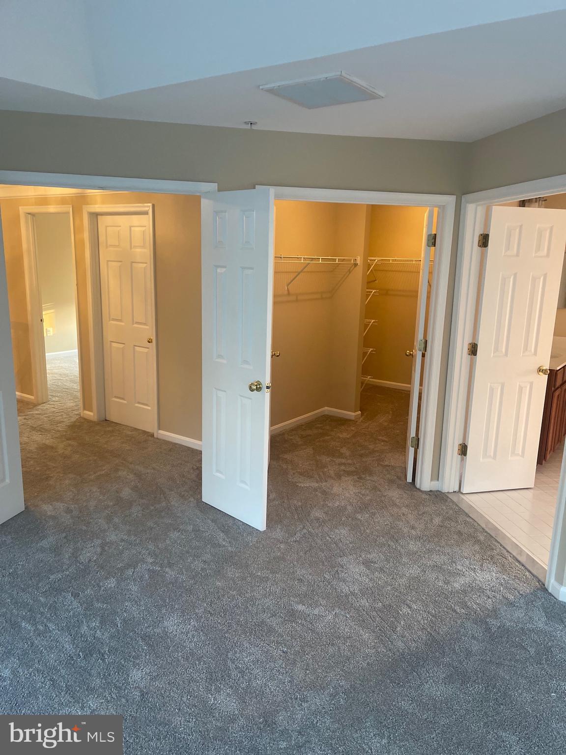 HERITAGE GLEN-PLAT FIVE> - Residential Lease