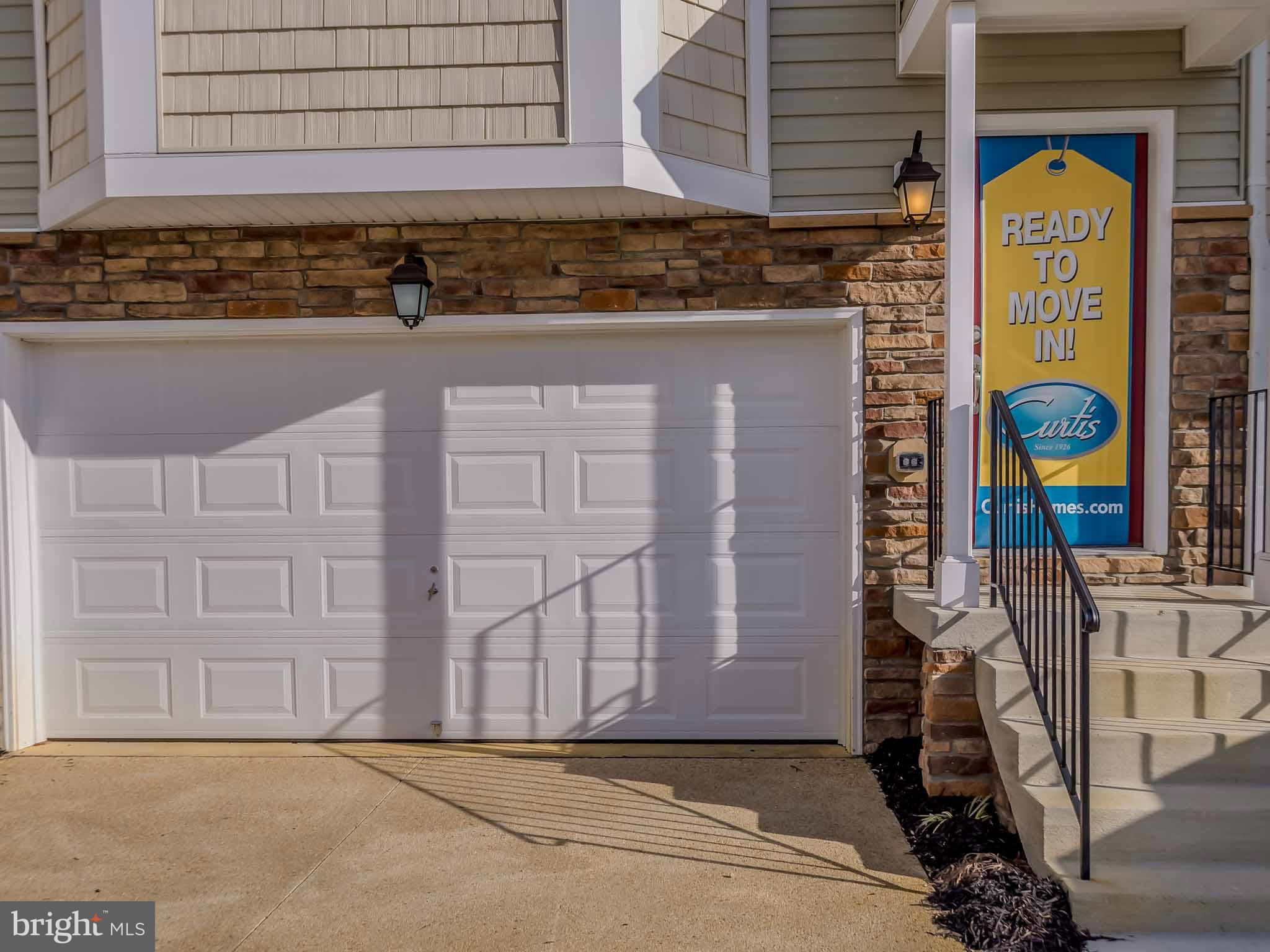 OAK TREE LANDING - Residential