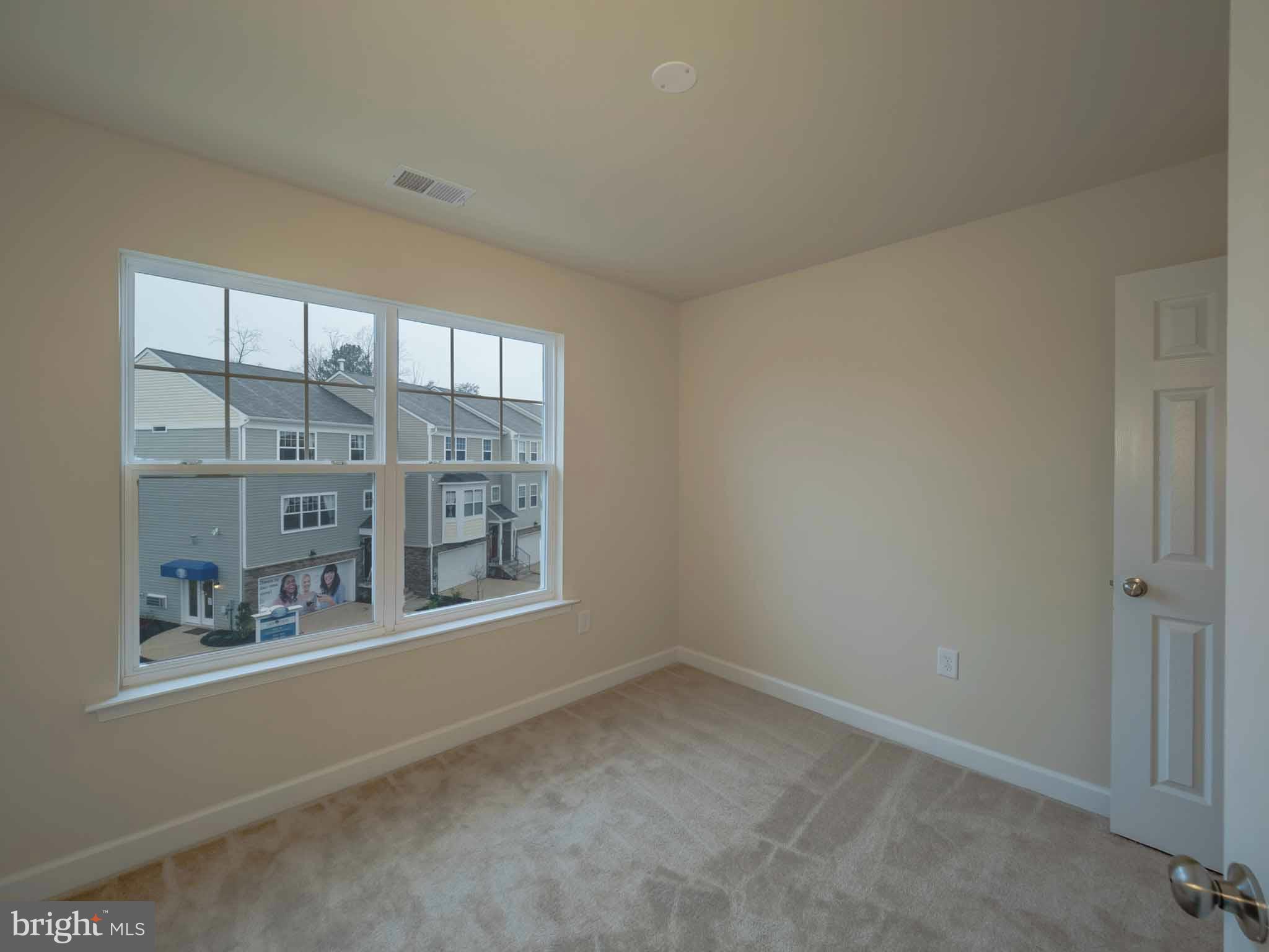 OAK TREE LANDING - Residential