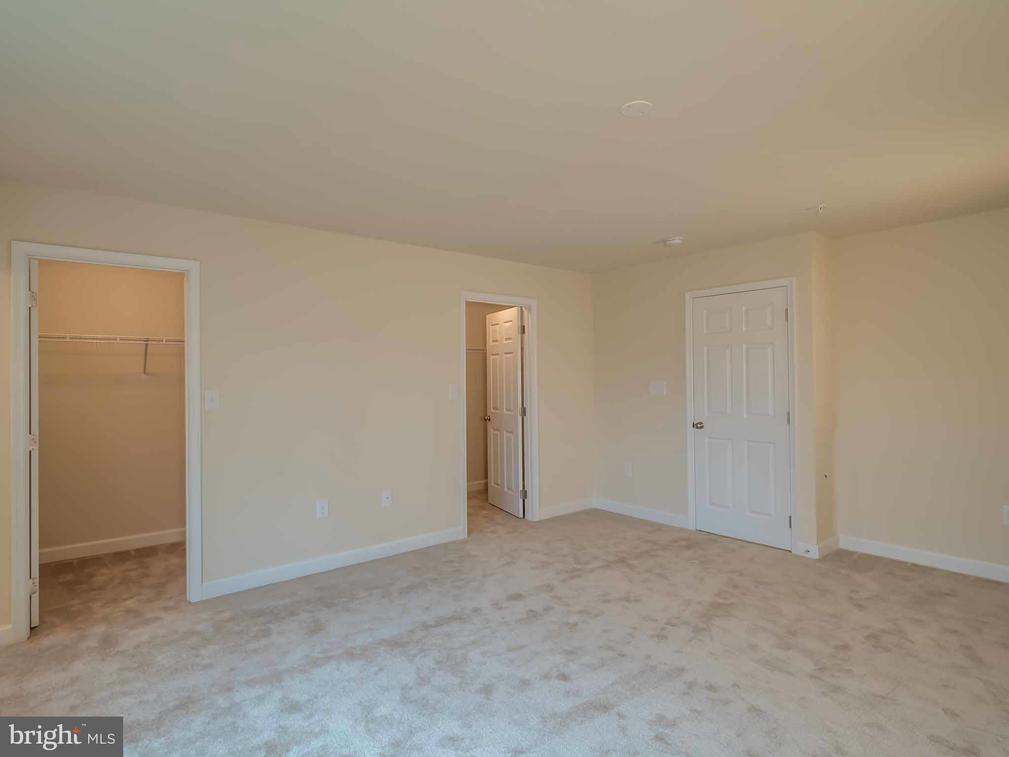 OAK TREE LANDING - Residential