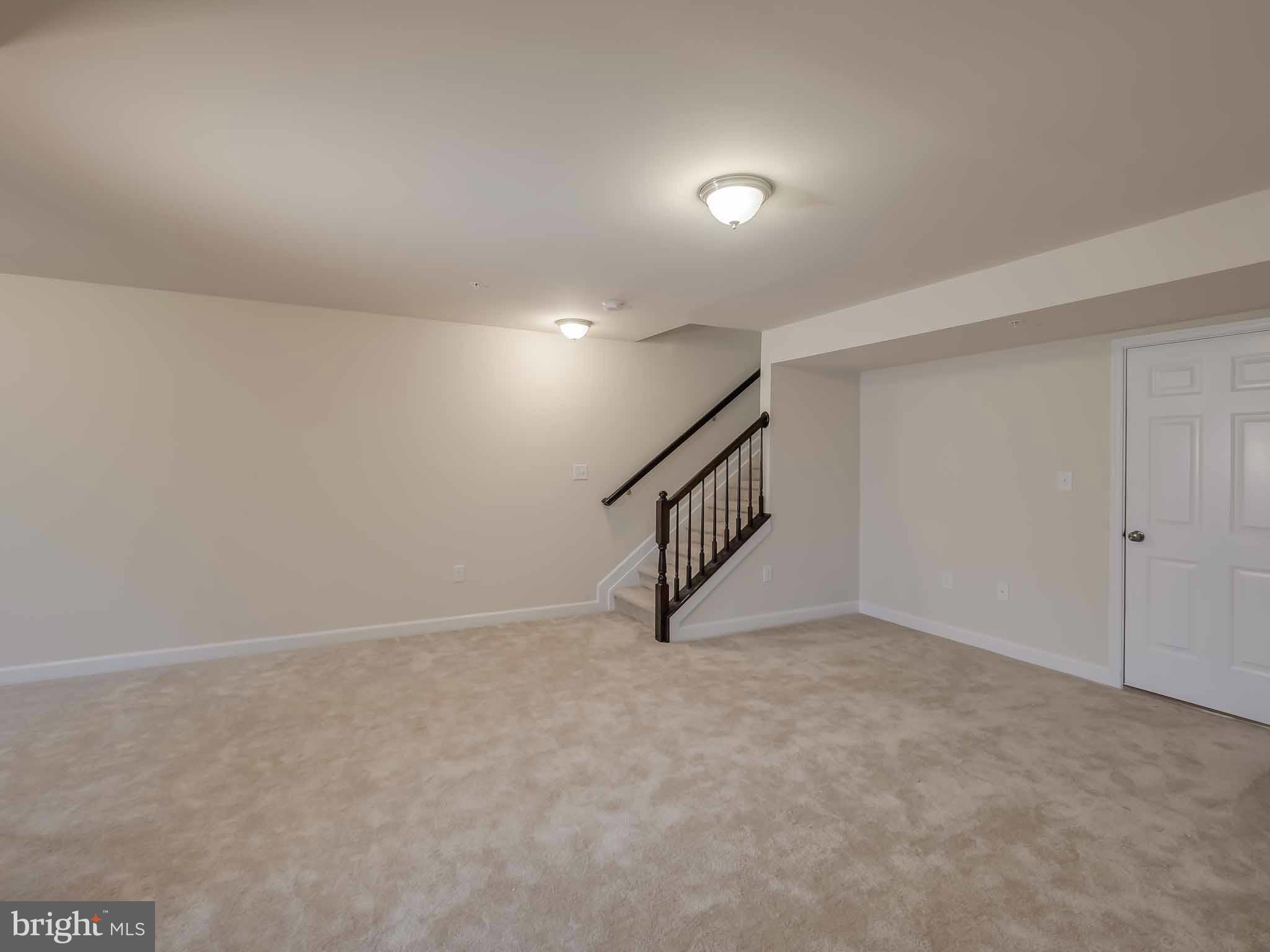 OAK TREE LANDING - Residential