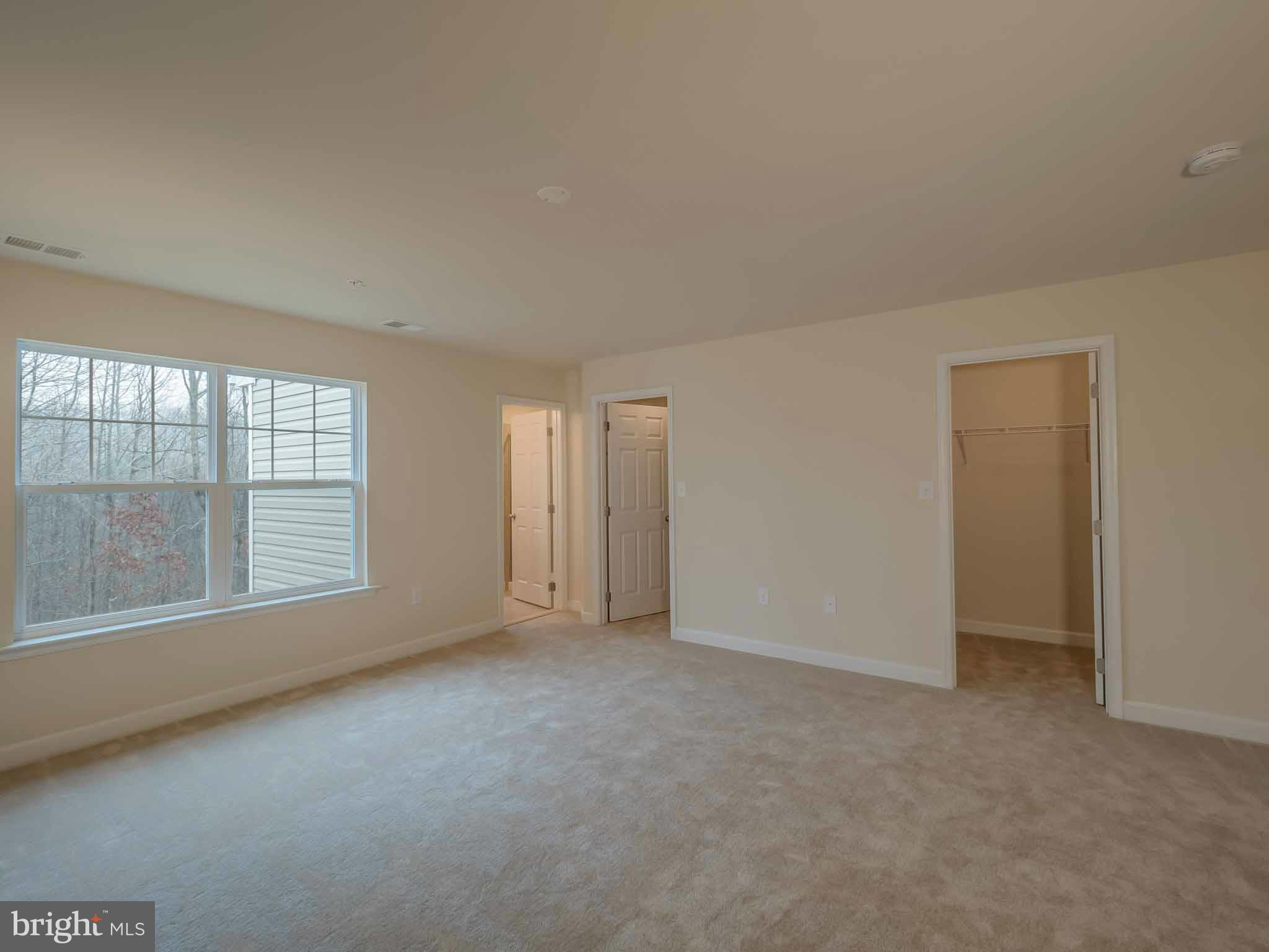 OAK TREE LANDING - Residential