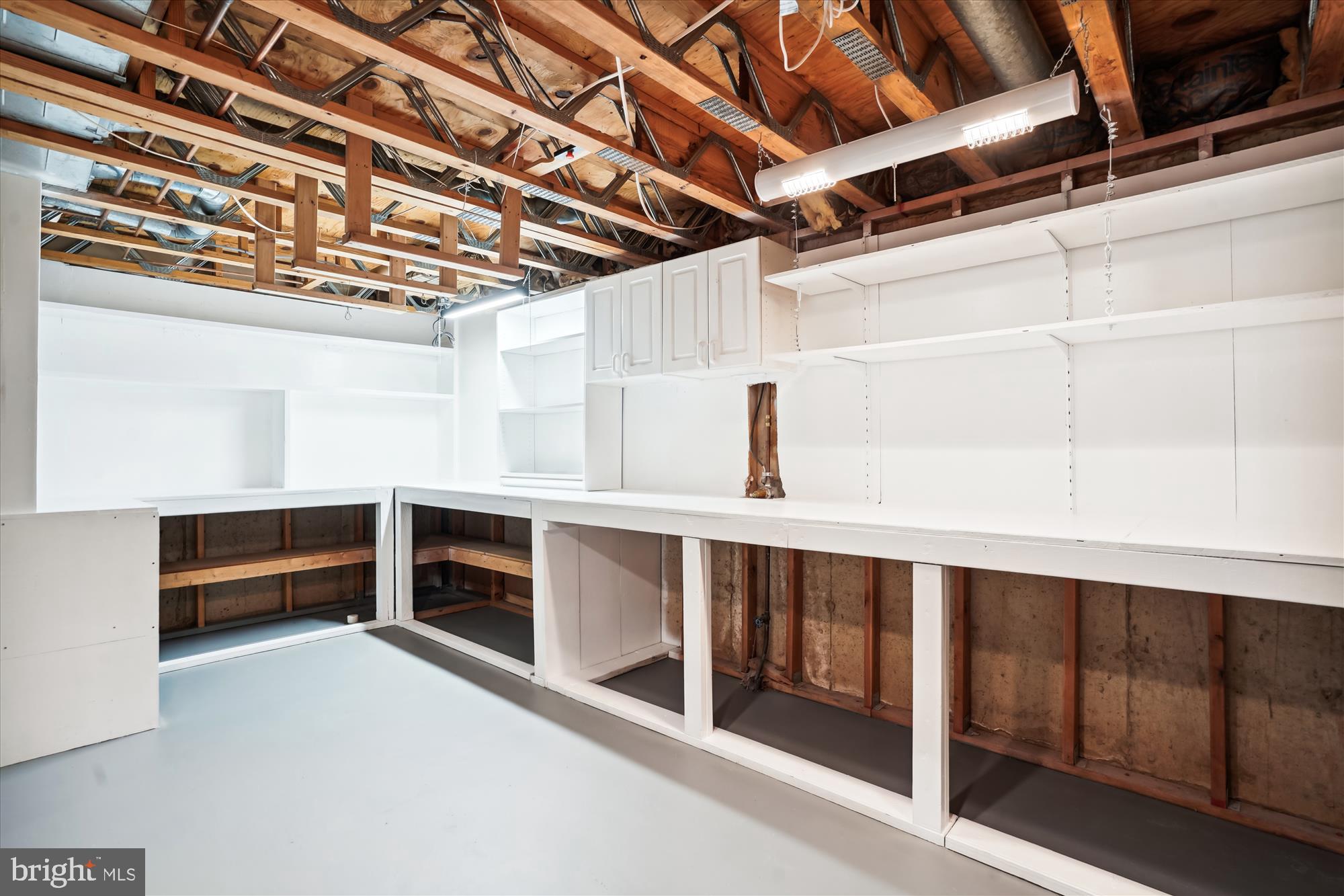 CROWNLEIGH - Residential