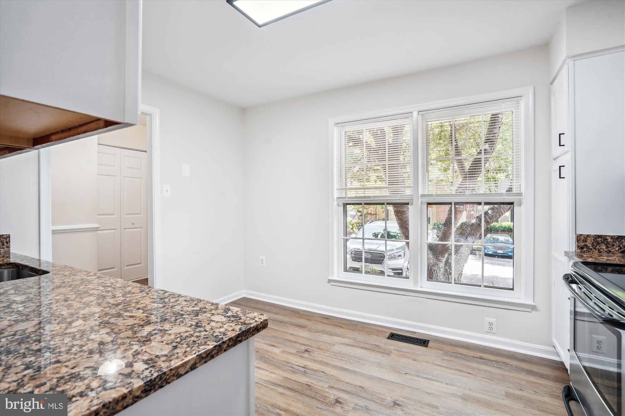 CROWNLEIGH - Residential