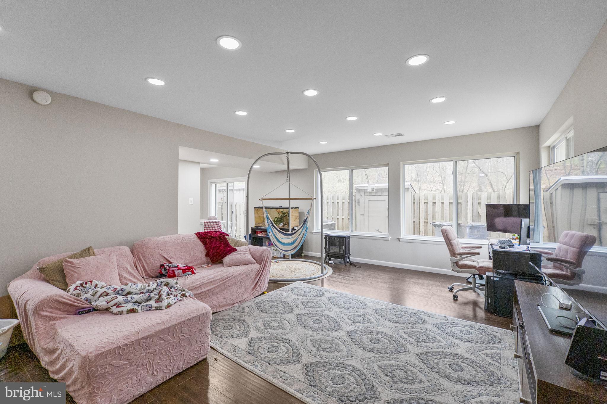 GERMANTOWN PARK - Residential